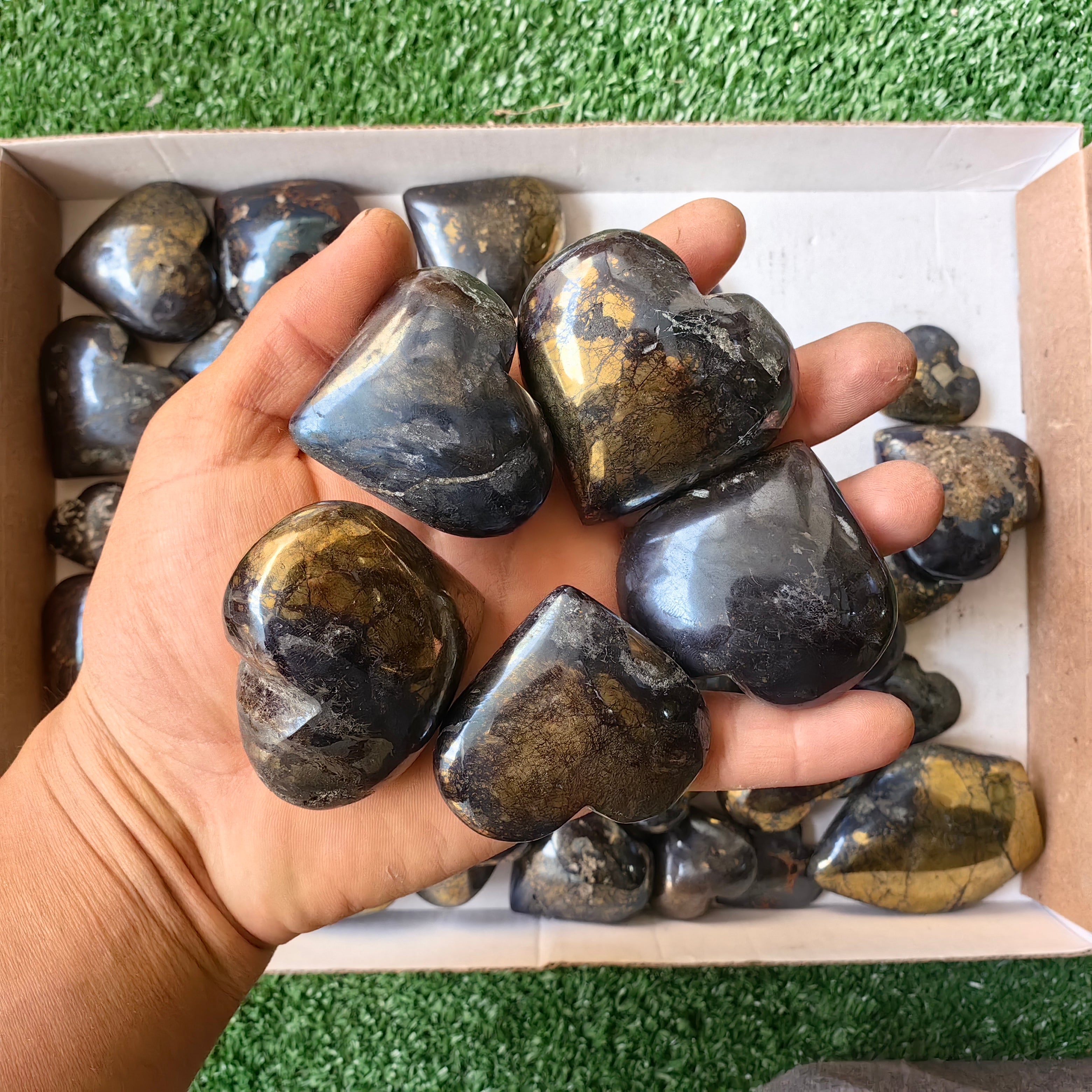 lot 41 pcs Covellite on Chalcopyrite heart