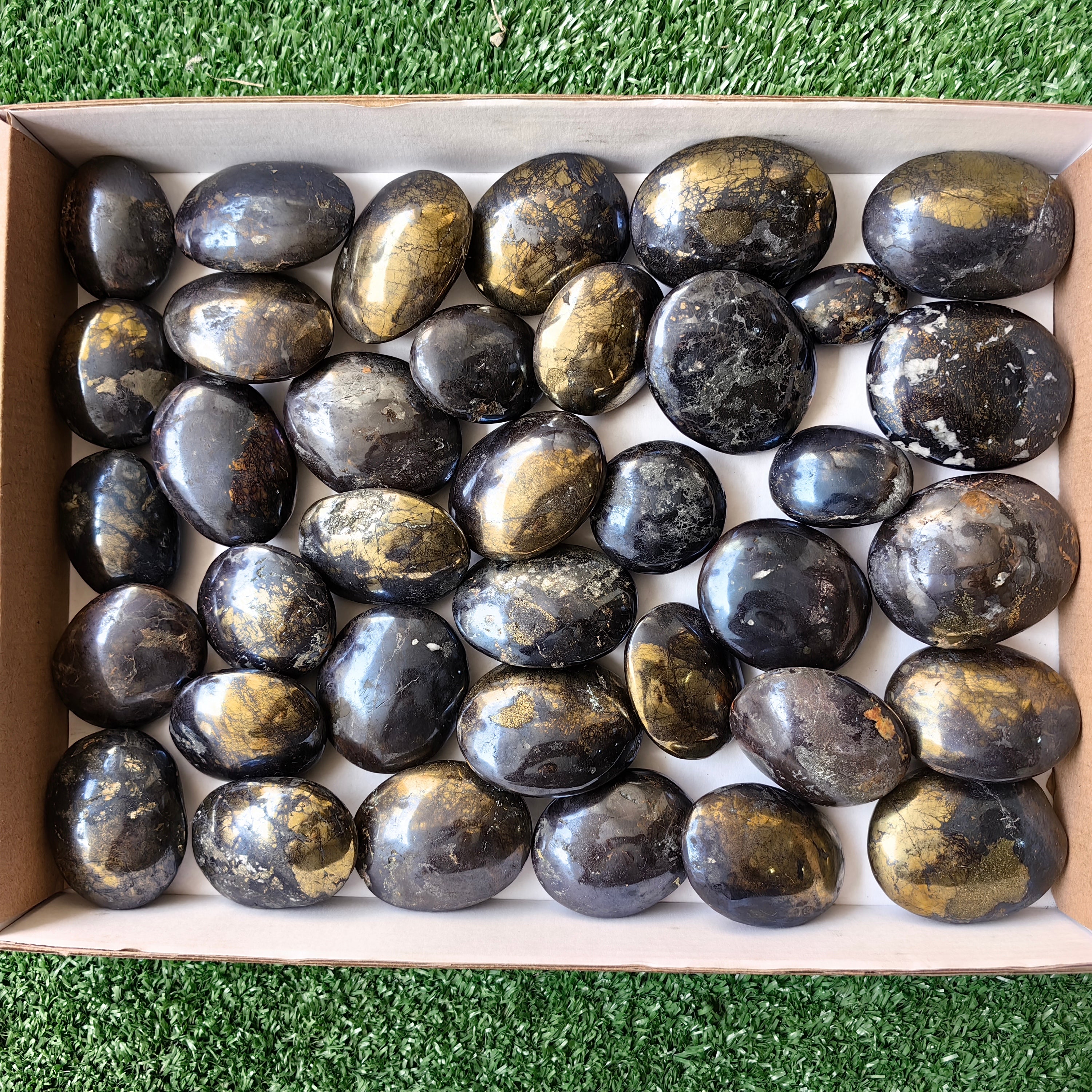 lot 37 pcs Covellite on Chalcopyrite palm