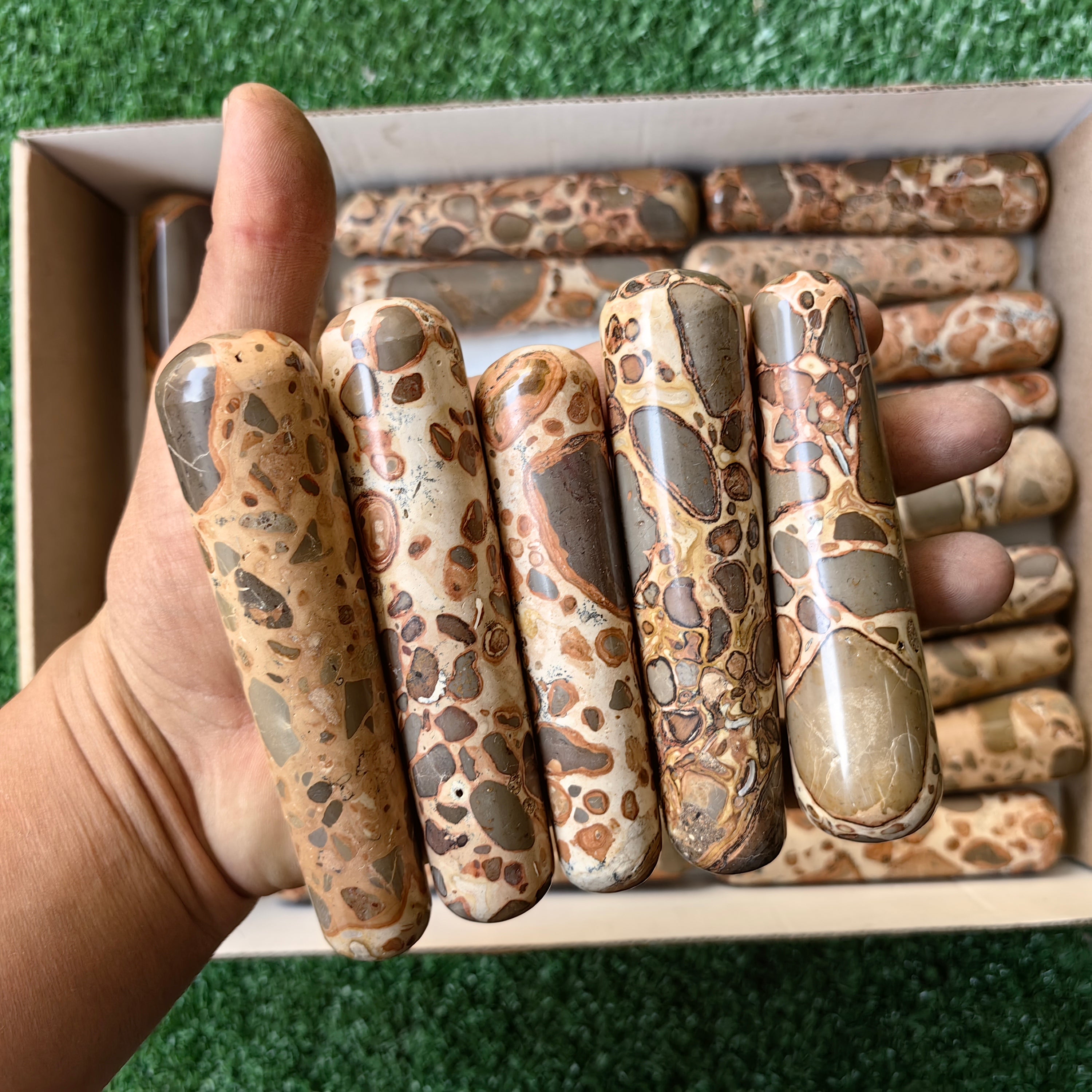 lot 22 pcs Leopardite wand