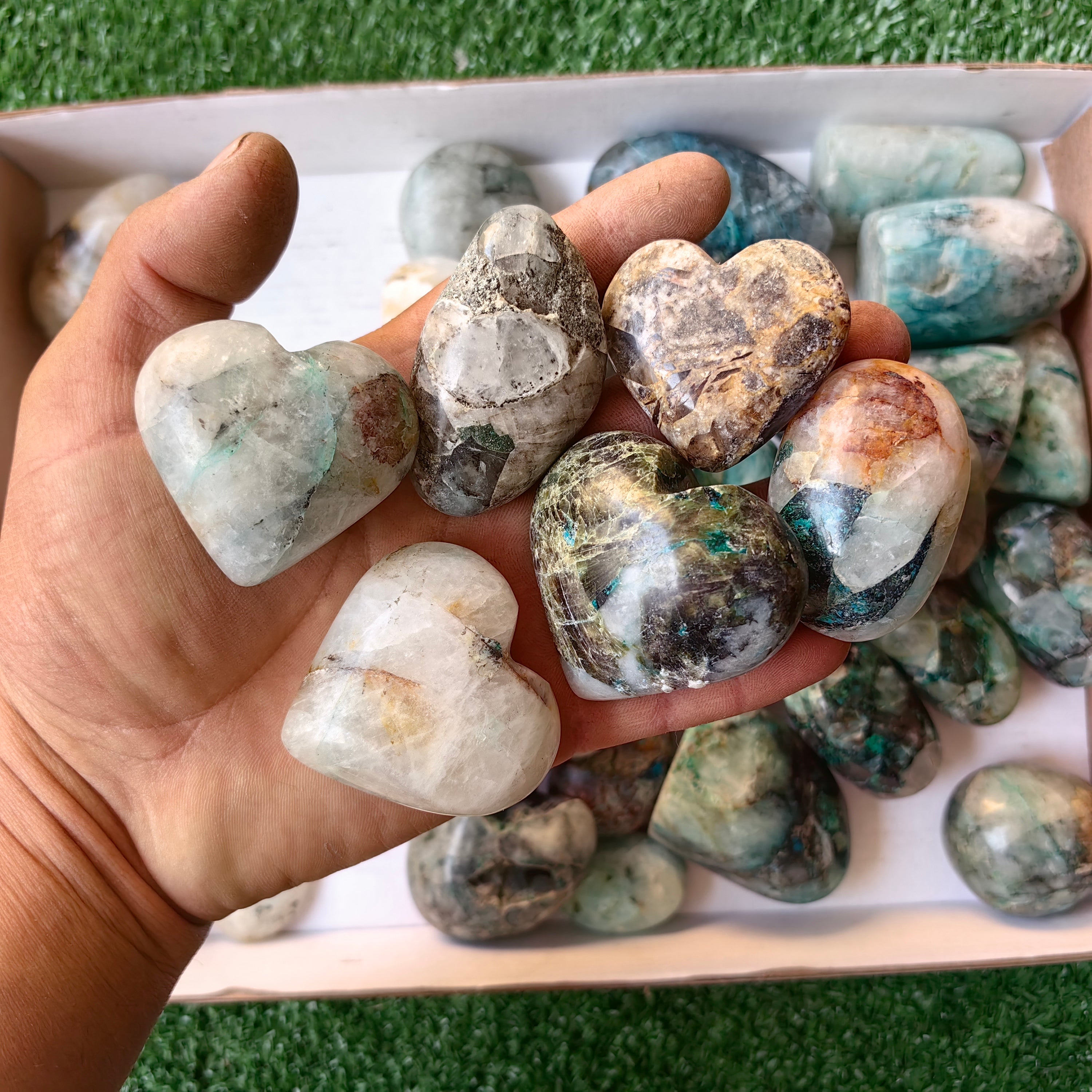 Lot 39 pcs Chrysoquartz mixed forms