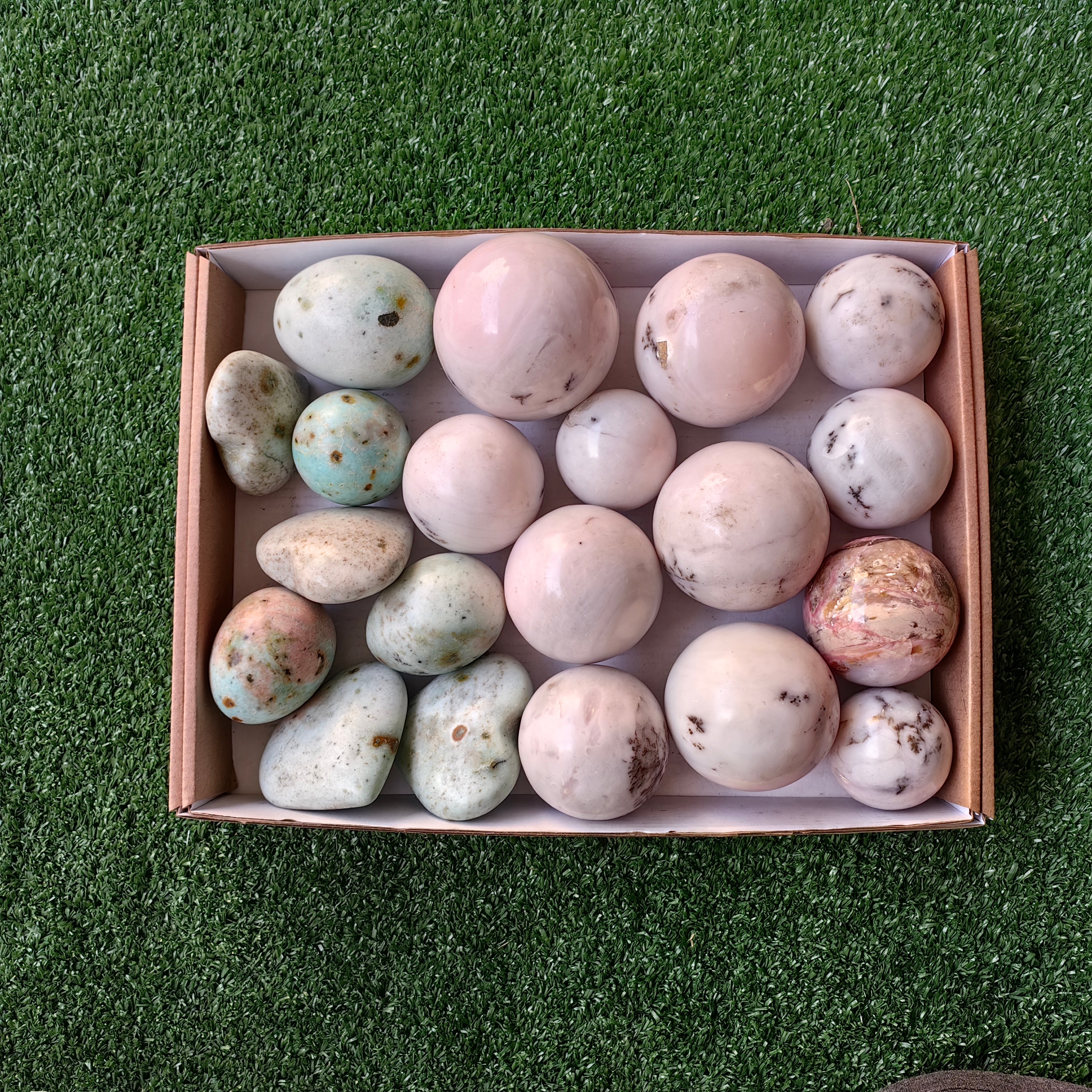 Lot 20 pcs Light-Colored Pink Opal, Chrysoprase free forms