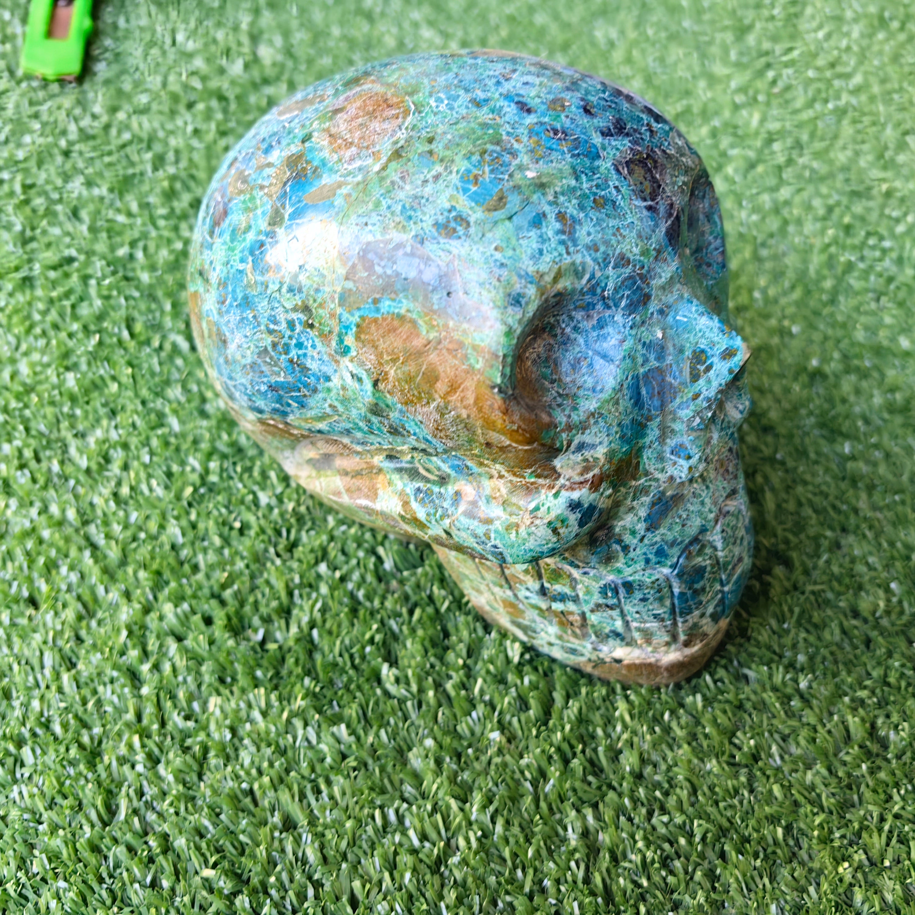 1 pcs Chrysocolla skull