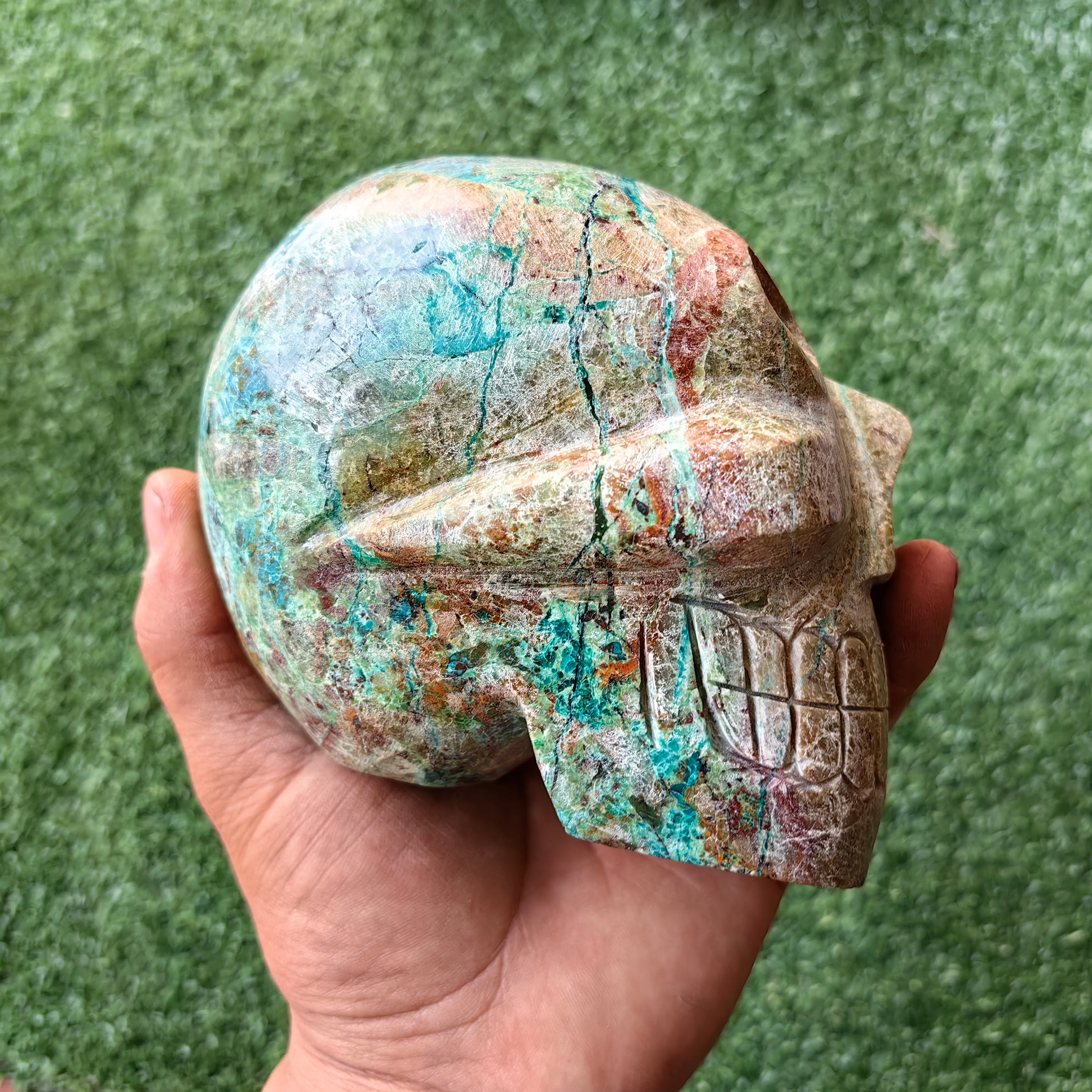 1 pcs Chrysocolla skull