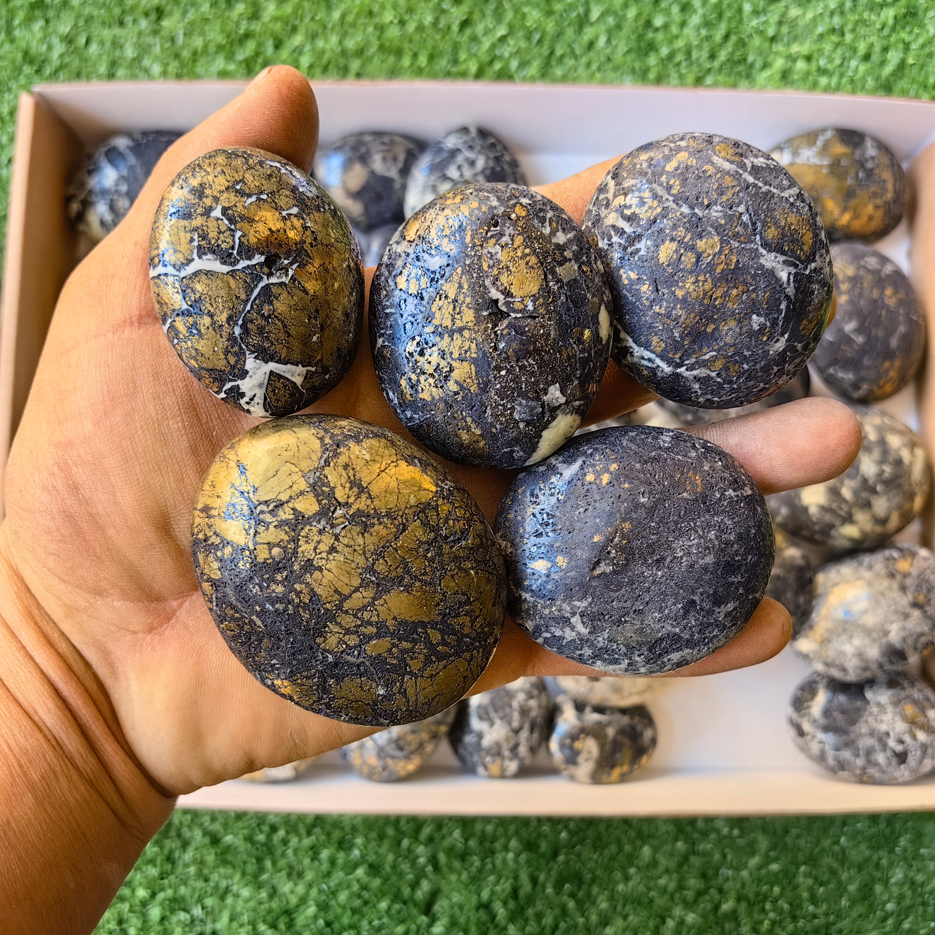 34 pcs Covellite on Chalcopyrite palm