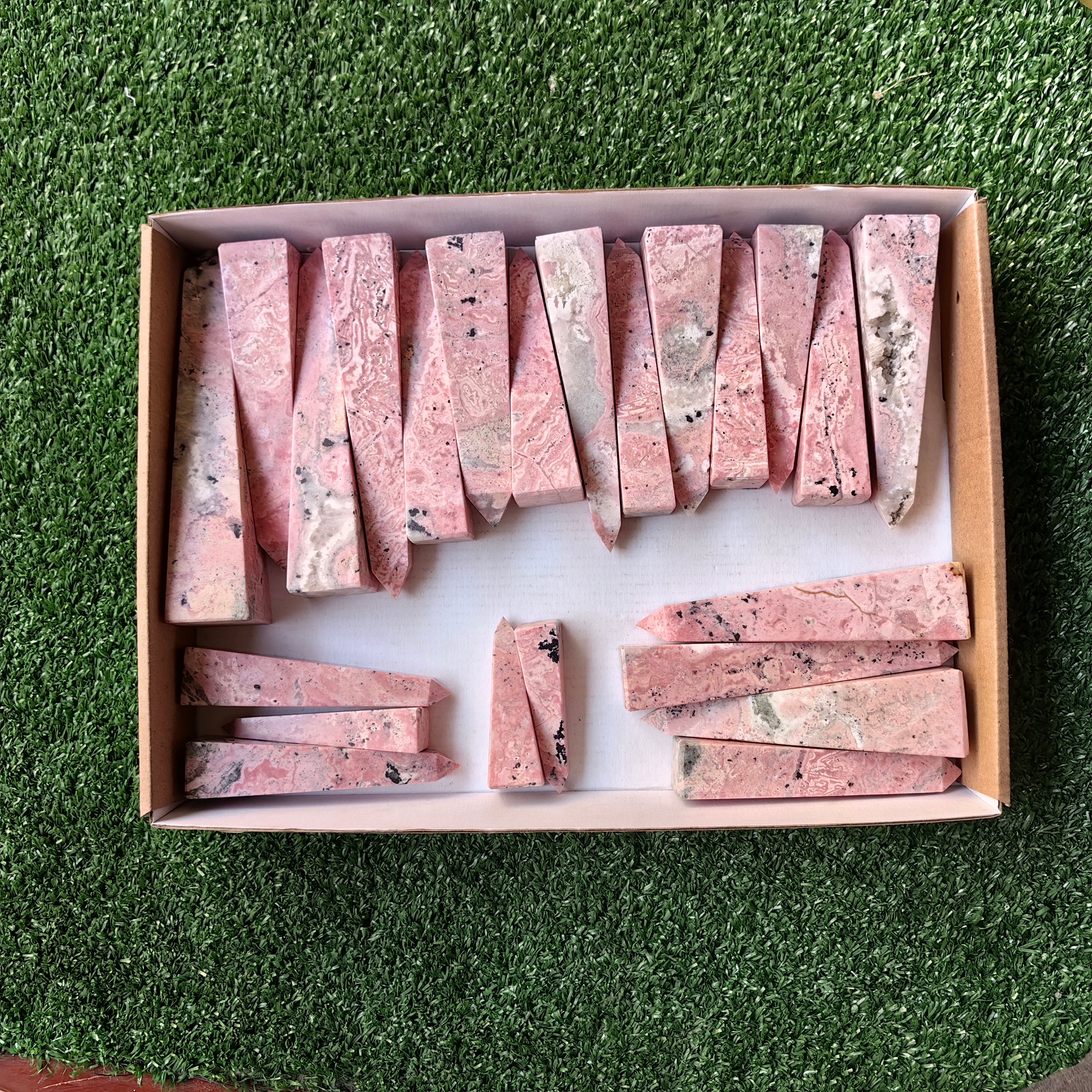 lot 22 pcs Rhodonite tower