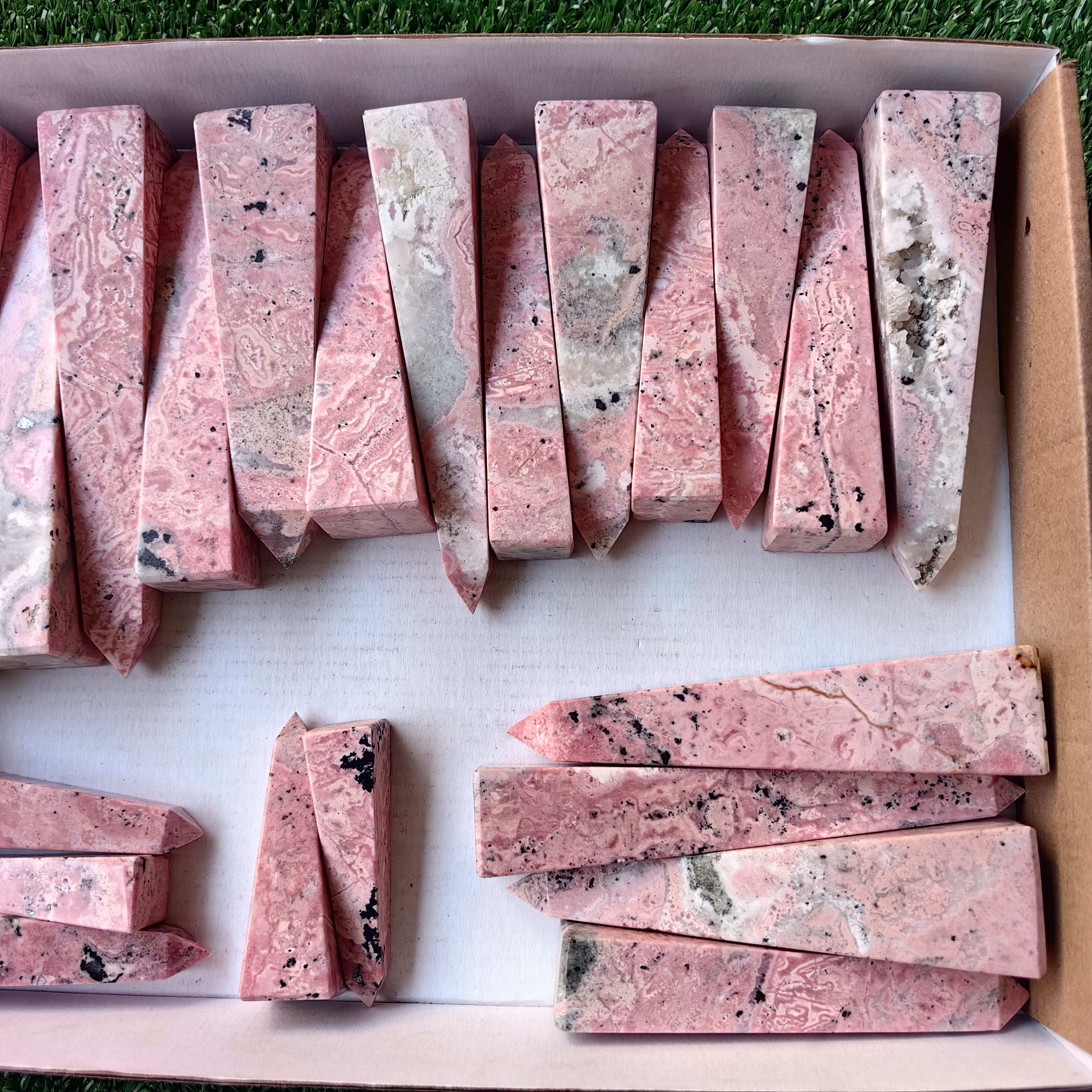 lot 22 pcs Rhodonite tower