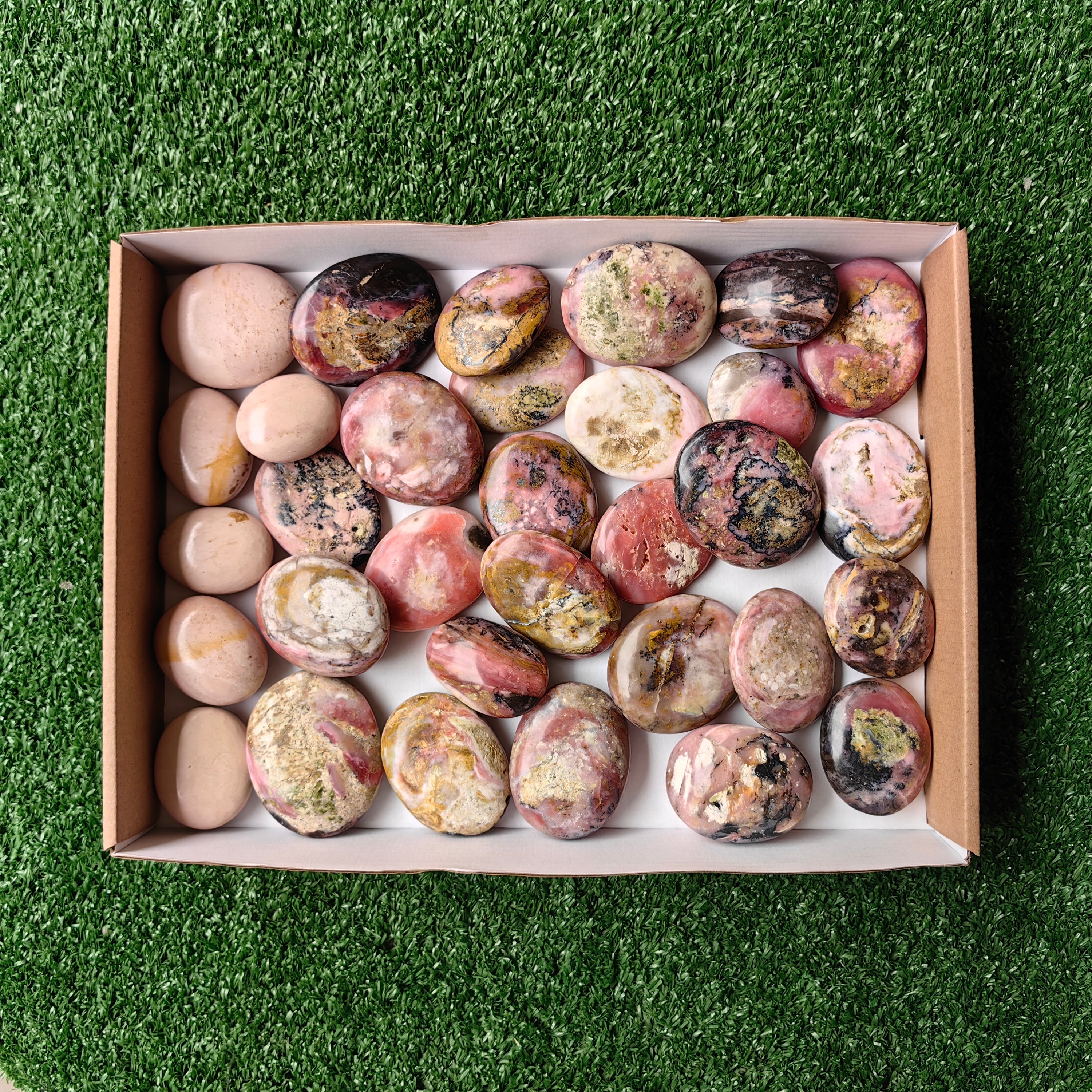 Lot 32 pcs Pink Opal and Phosphosiderite Palm
