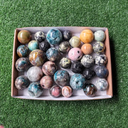 Lot 34 pcs Sphere of mixed stones