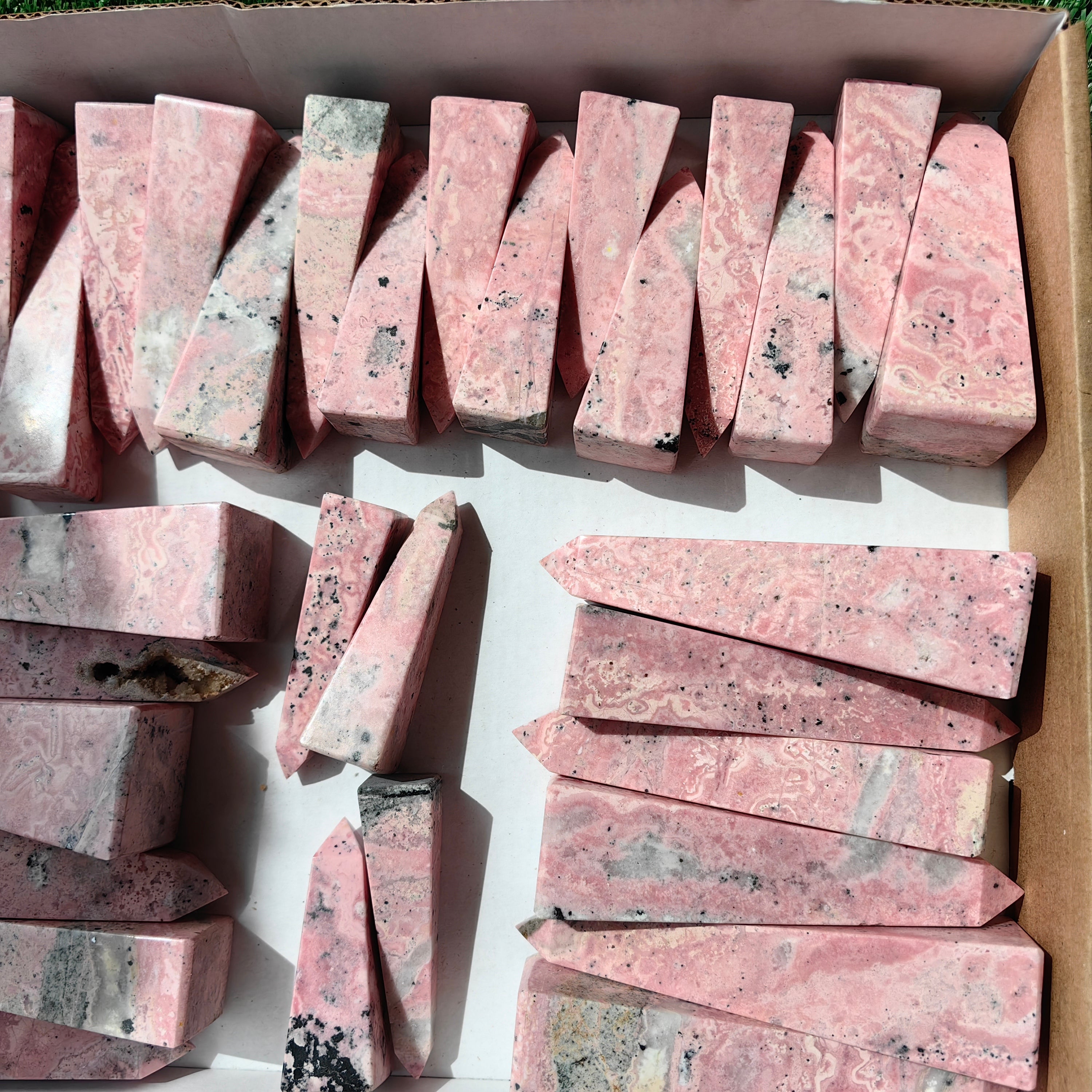 lot 35 pcs Rhodonite tower