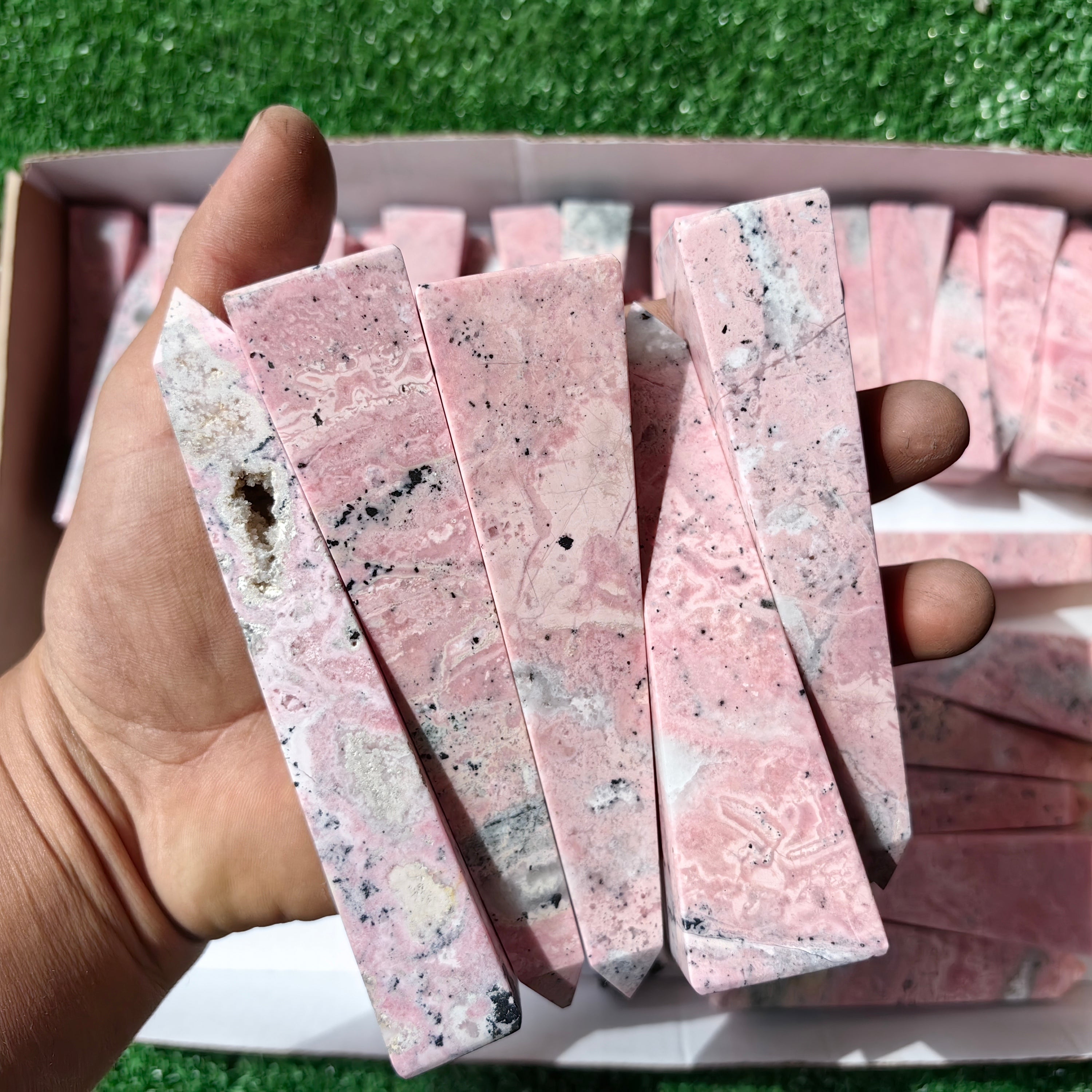 lot 35 pcs Rhodonite tower