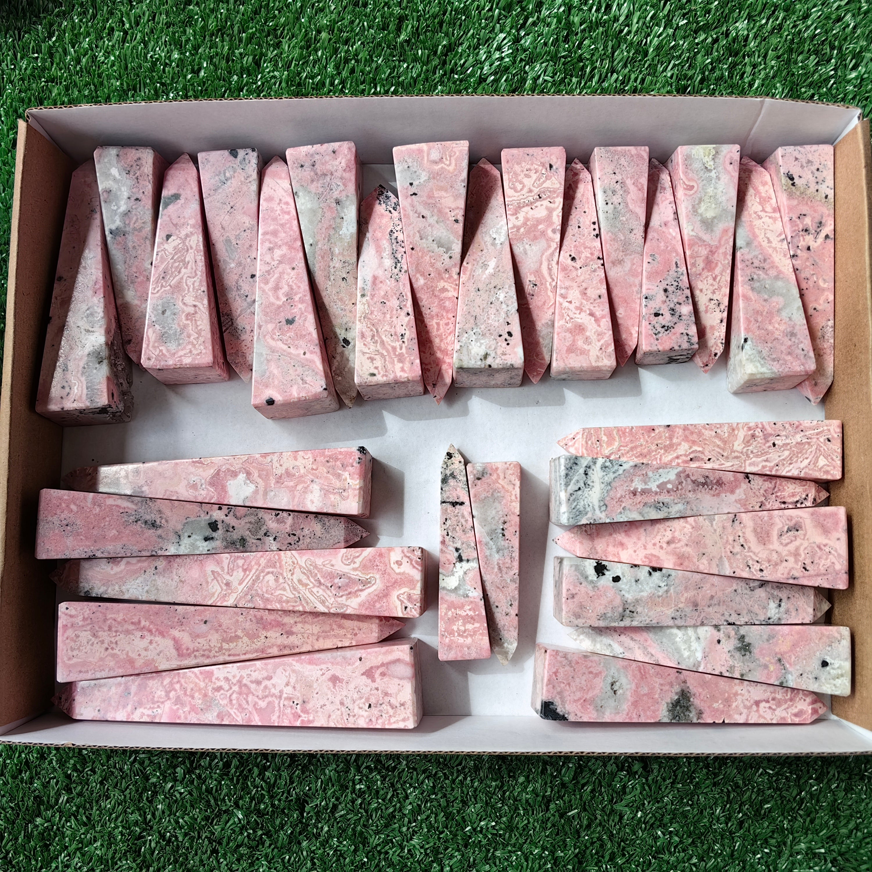 lot 29 pcs Rhodonite tower