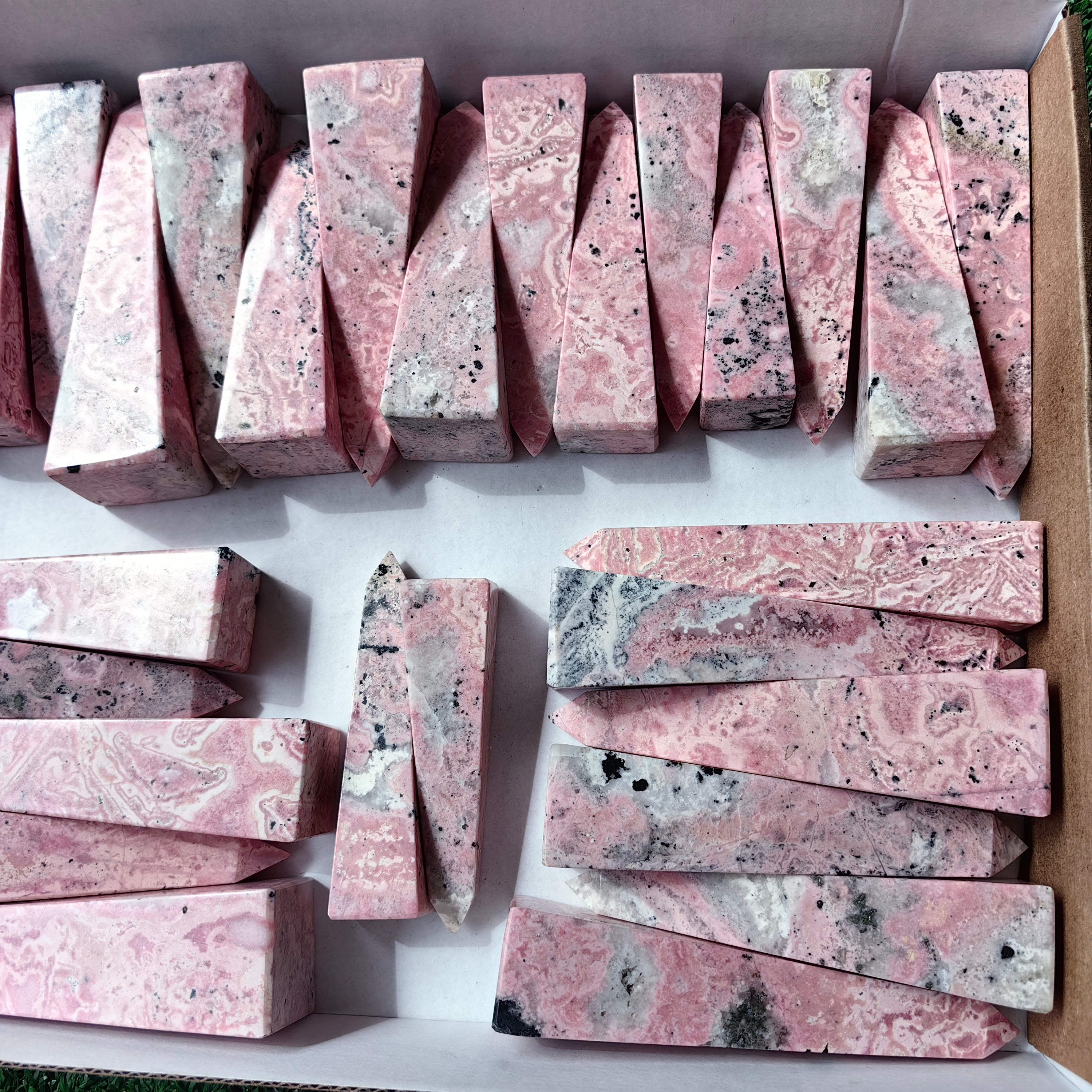 lot 29 pcs Rhodonite tower