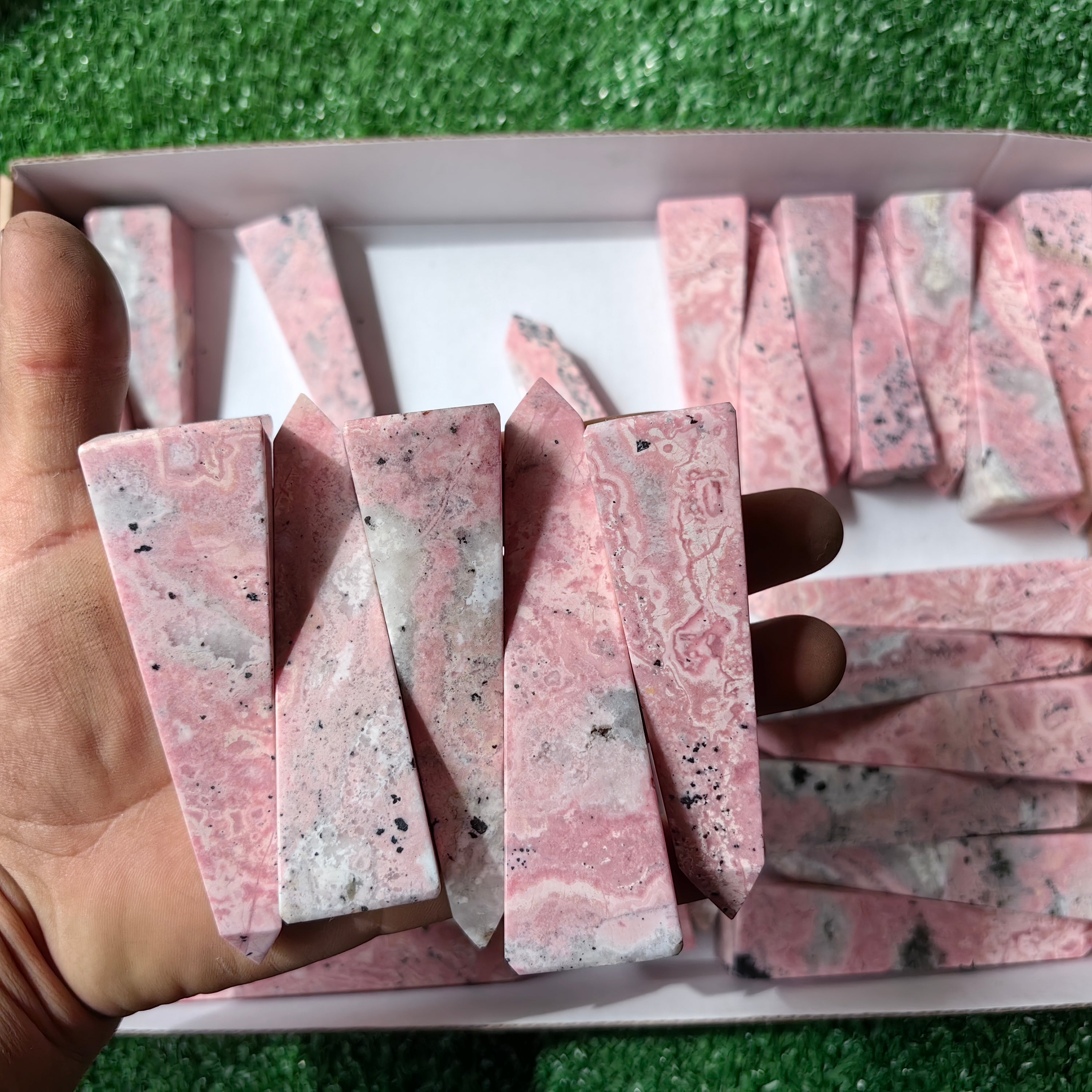lot 29 pcs Rhodonite tower