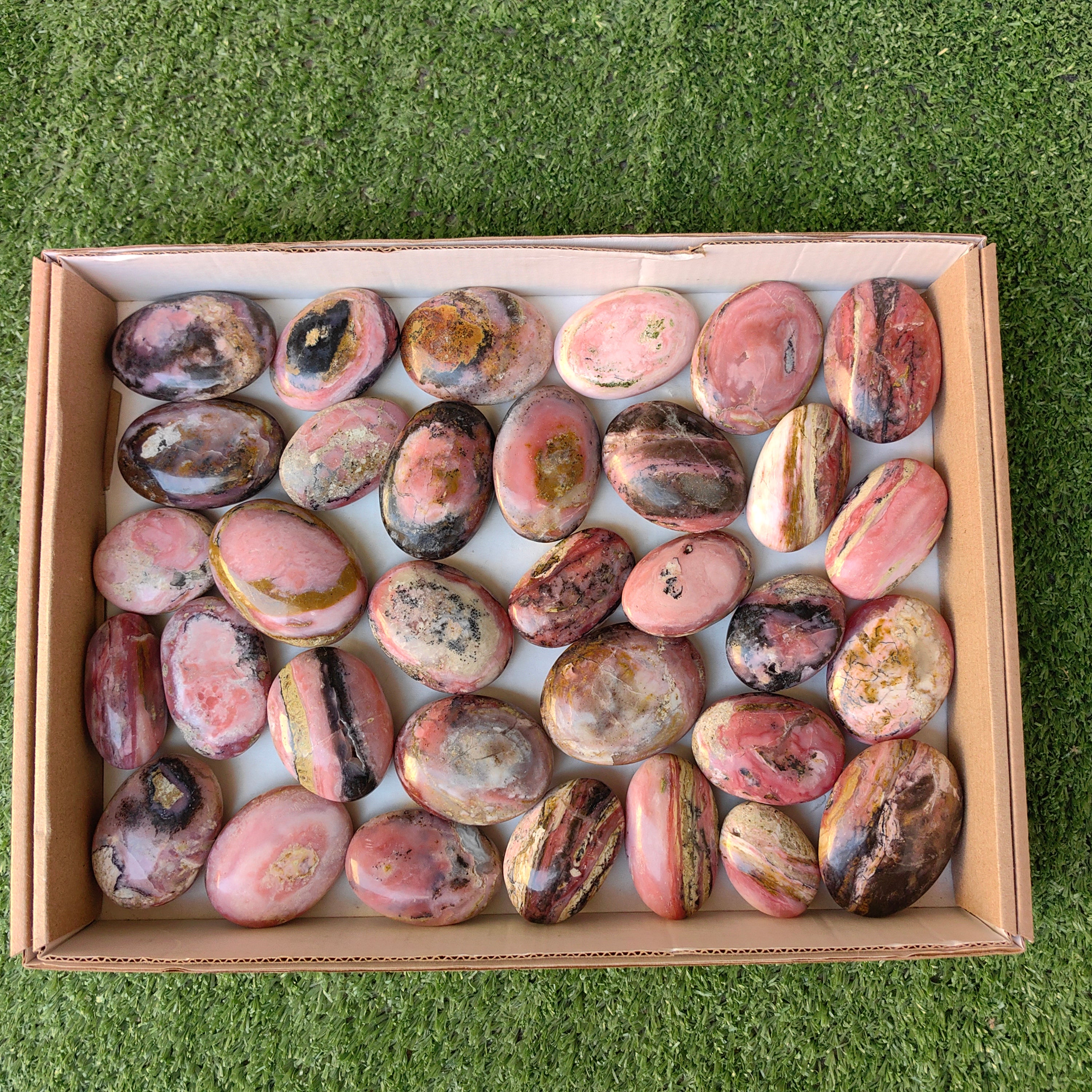 Lot 33 pcs Strawberry Pink Opal Palm