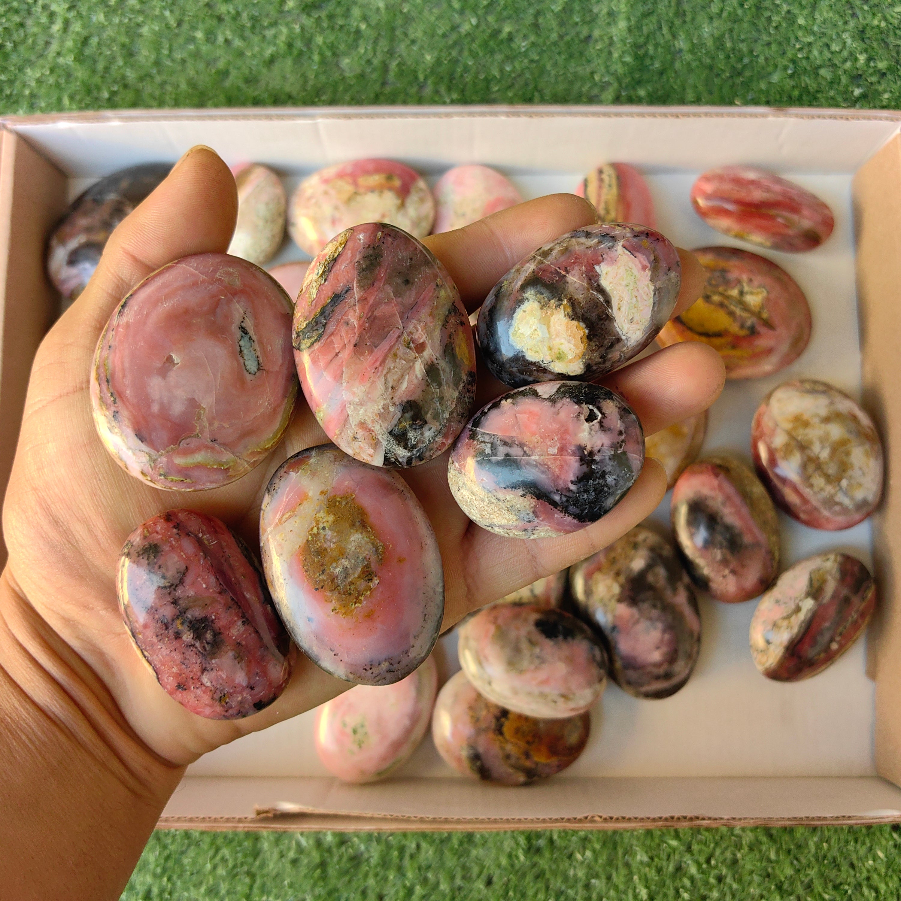 Lot 33 pcs Strawberry Pink Opal Palm