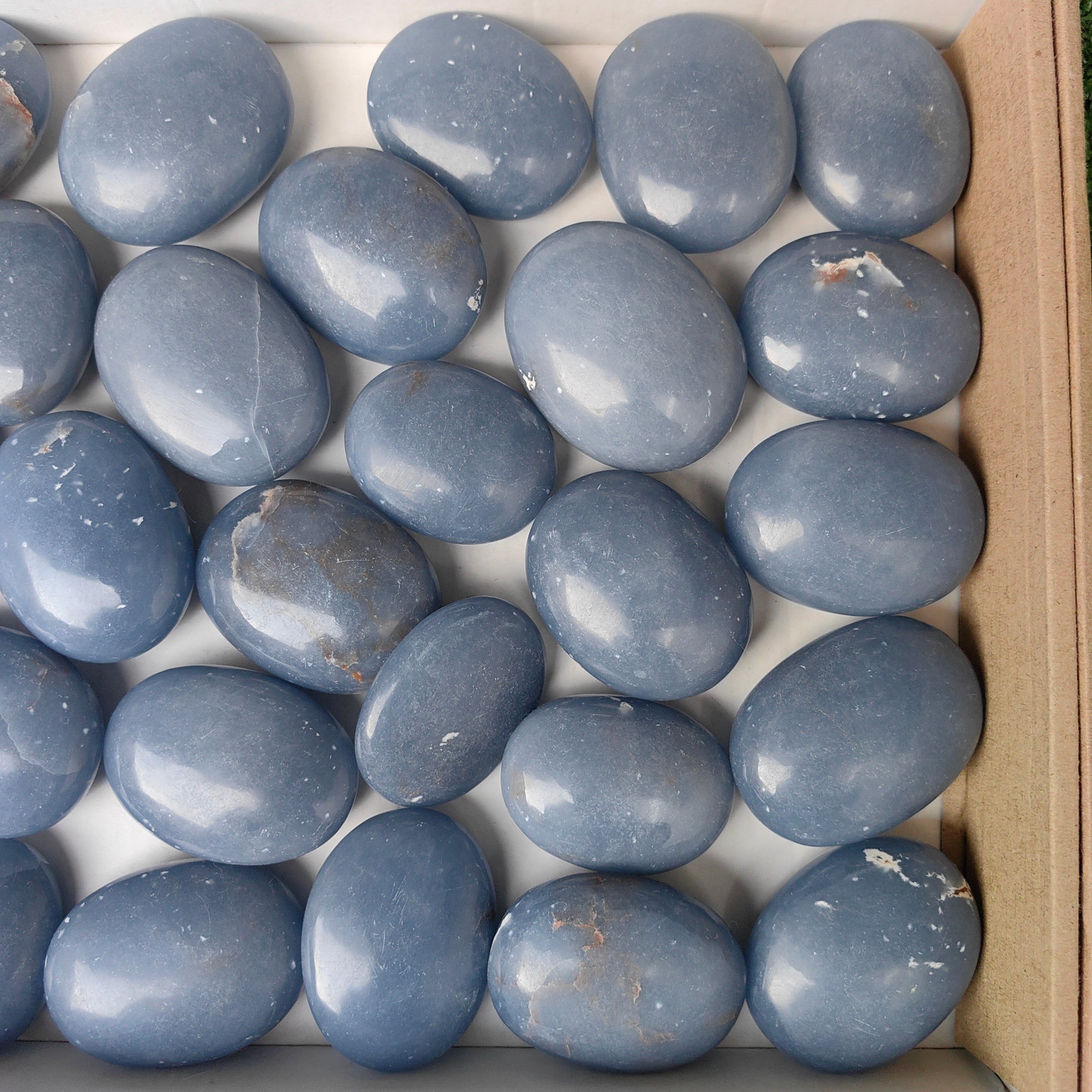 Lot 2 pcs Strawberry Pink Opal Palm / 30 pcs Angelite palm
