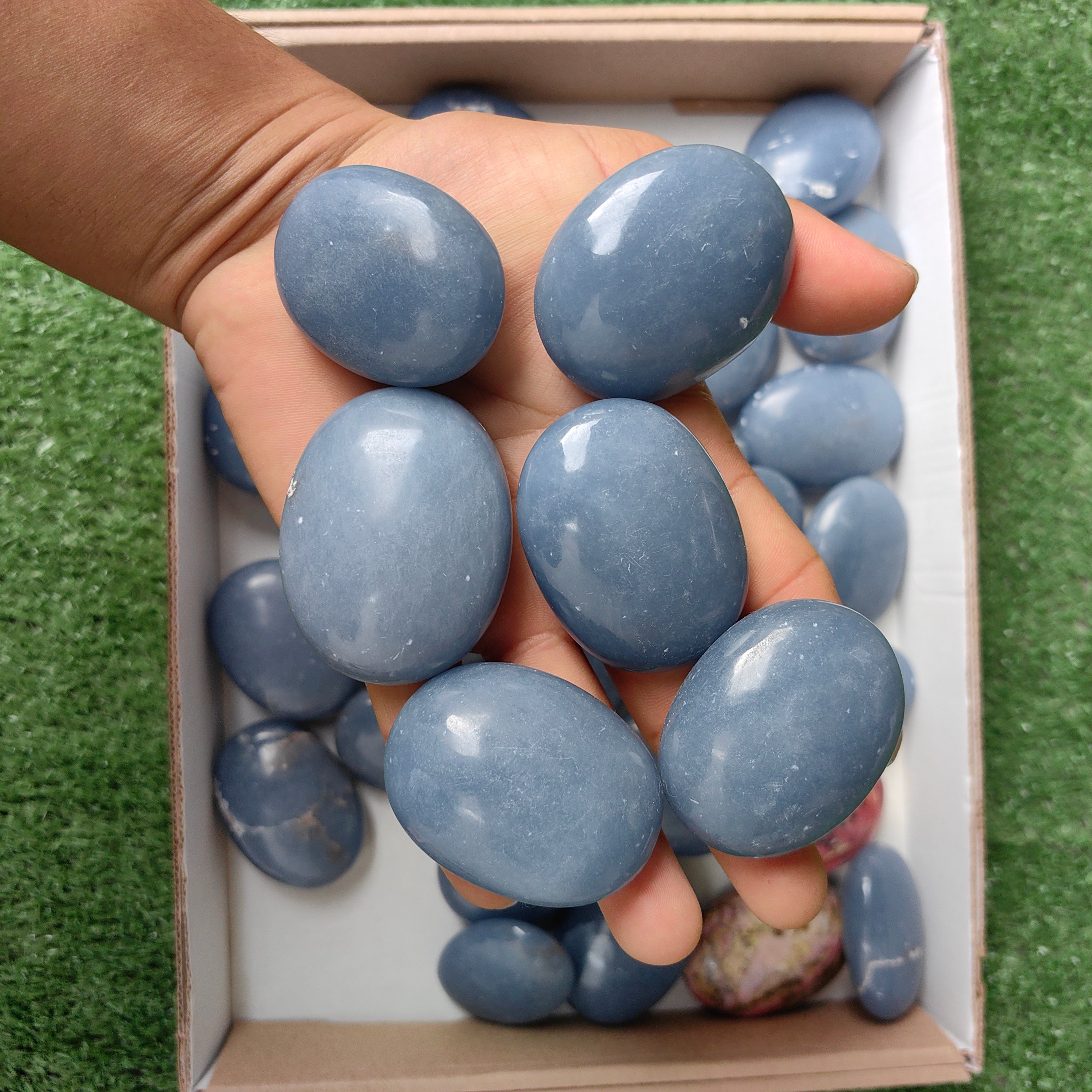 Lot 2 pcs Strawberry Pink Opal Palm / 30 pcs Angelite palm