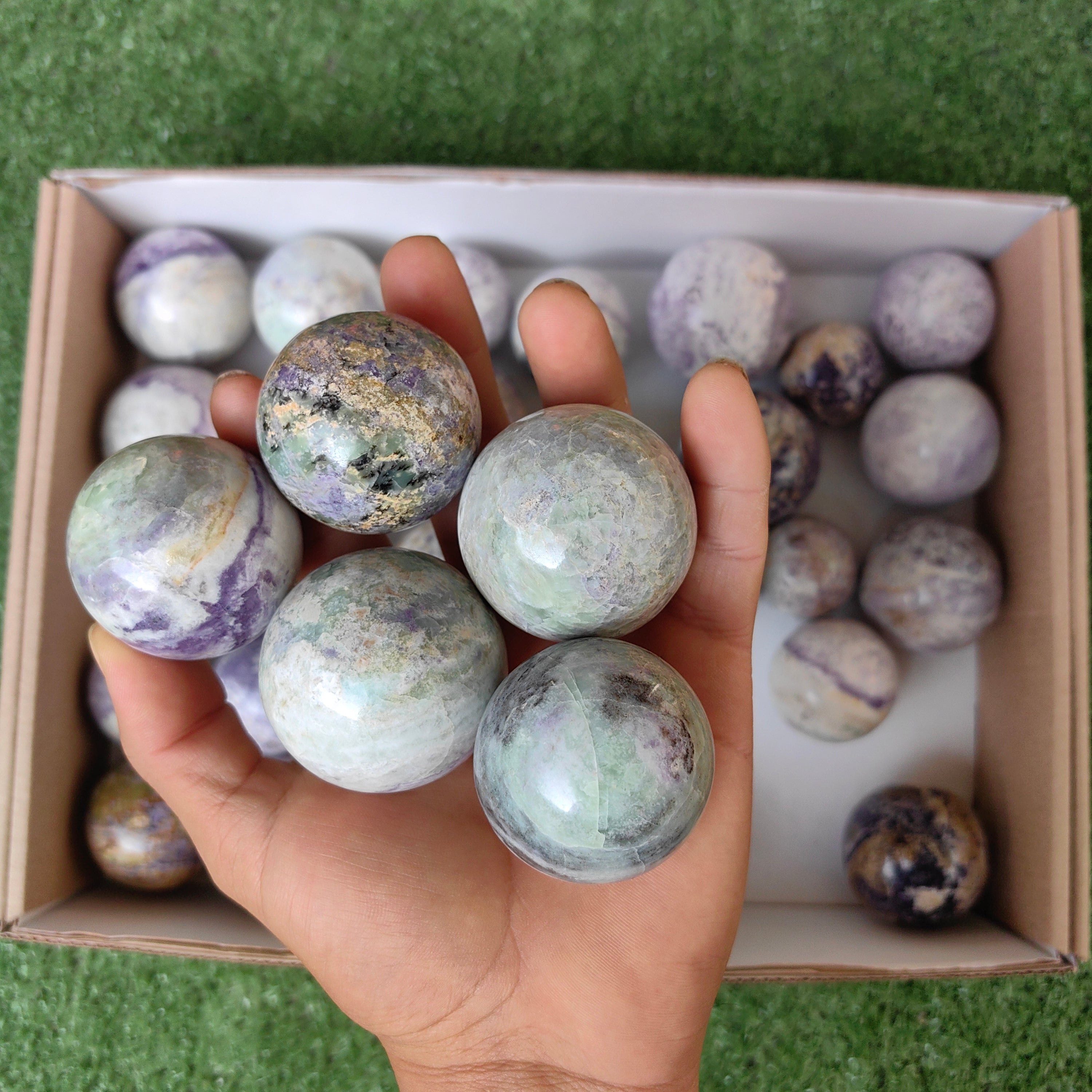 Lot 34 pcs Bolivianite sphere
