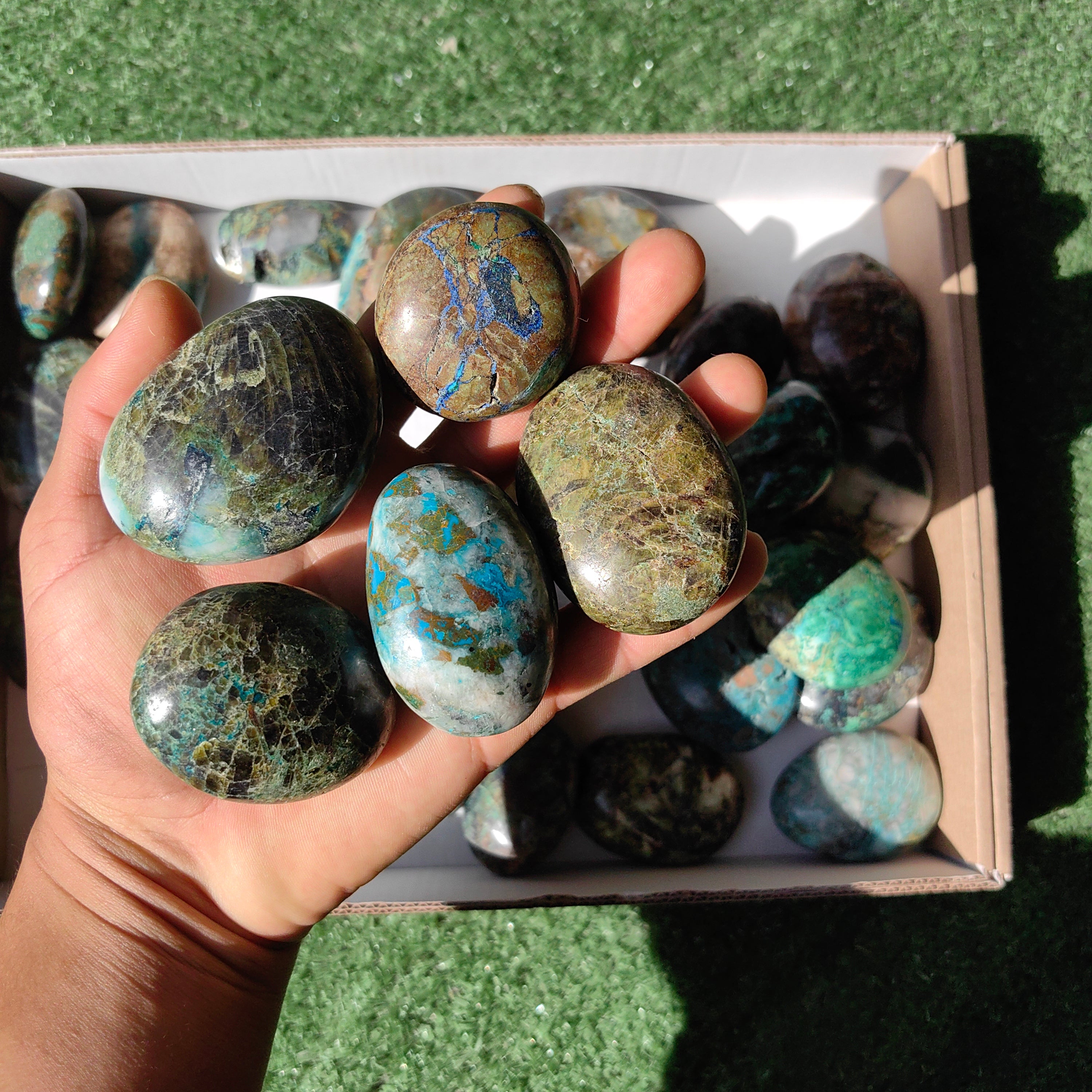 Lot 29 pcs Epidote on Chrysocolla with Quartz Palm