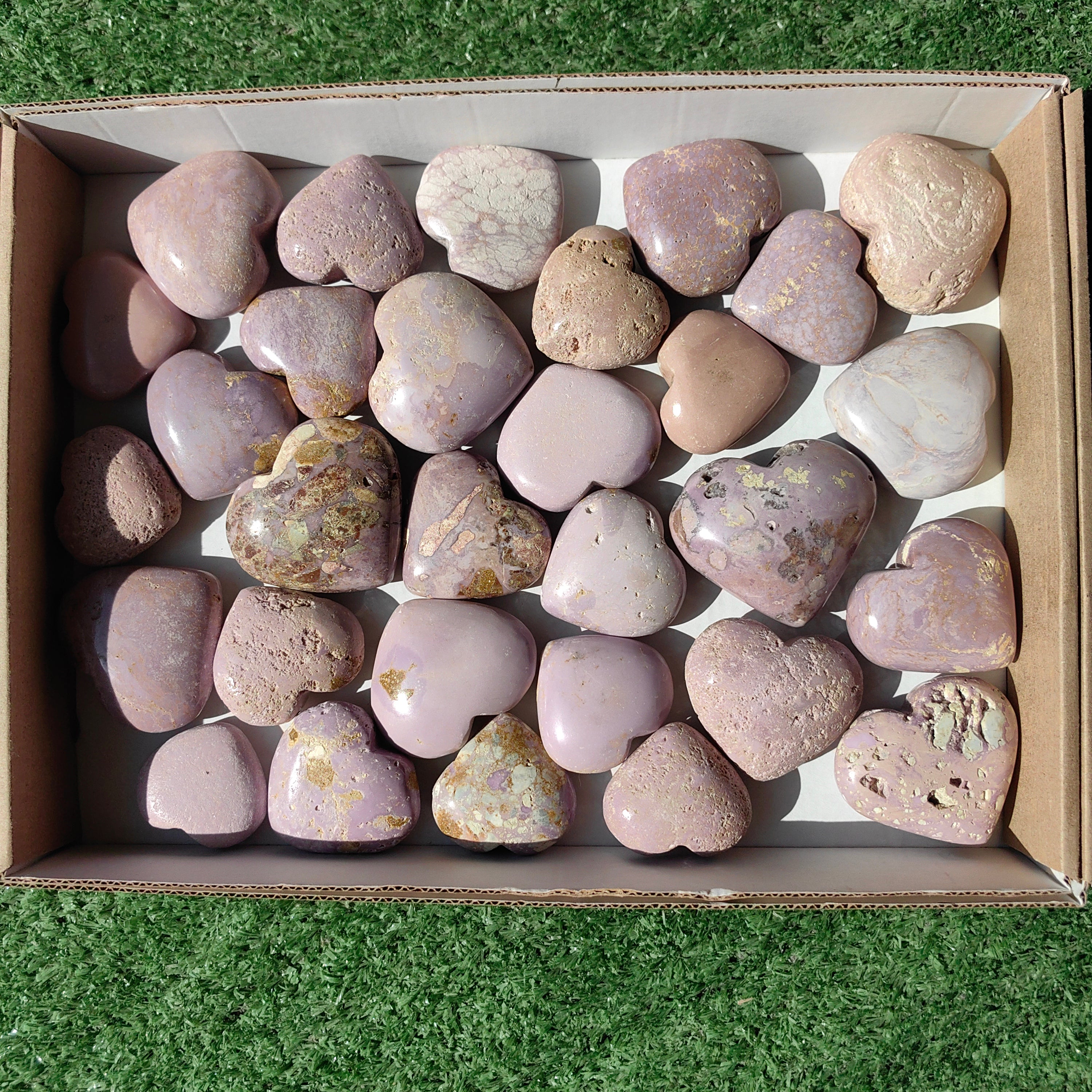 Lot 30 pcs Phosphosiderite Heart