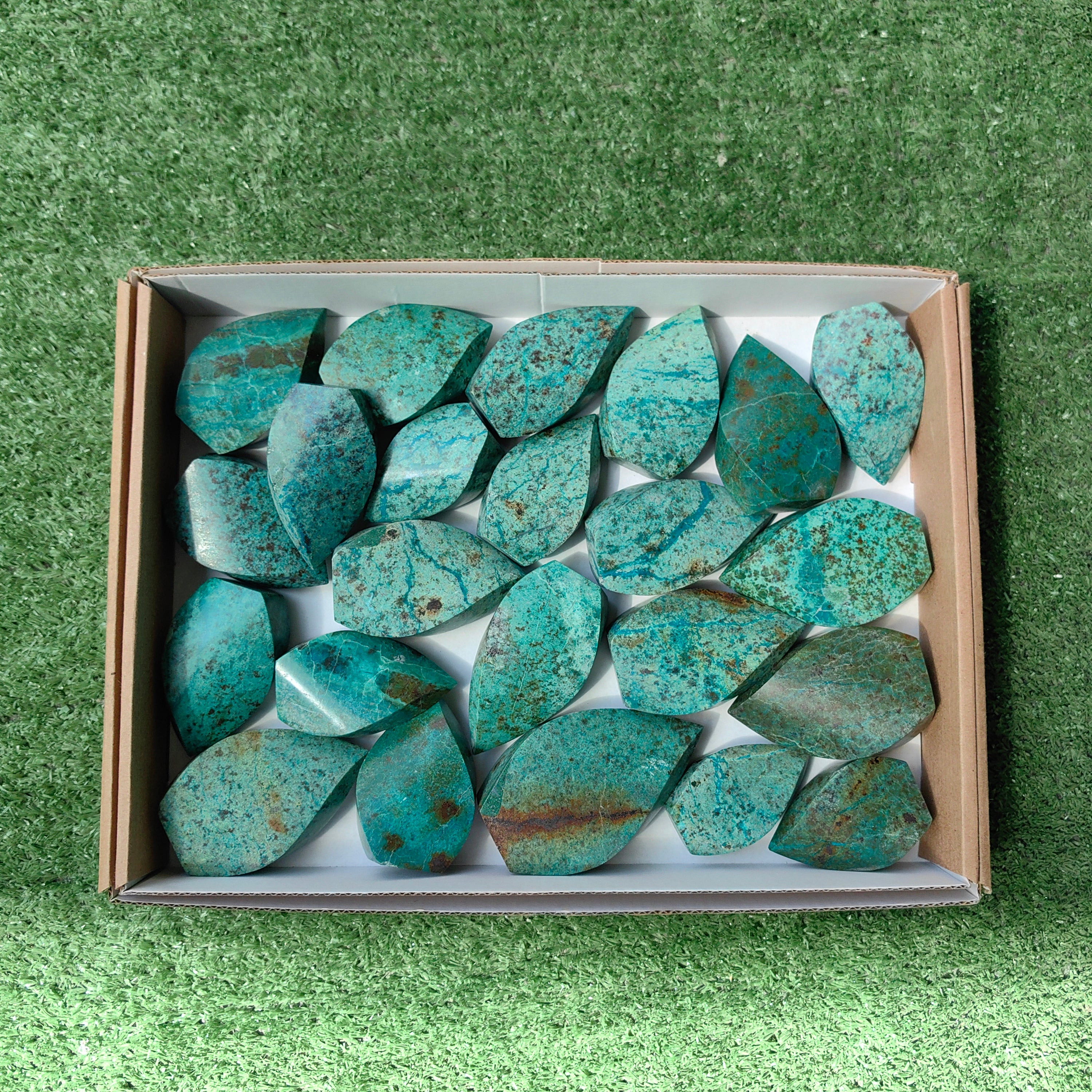 Lot 23 pcs Peruvian Turquoise flame