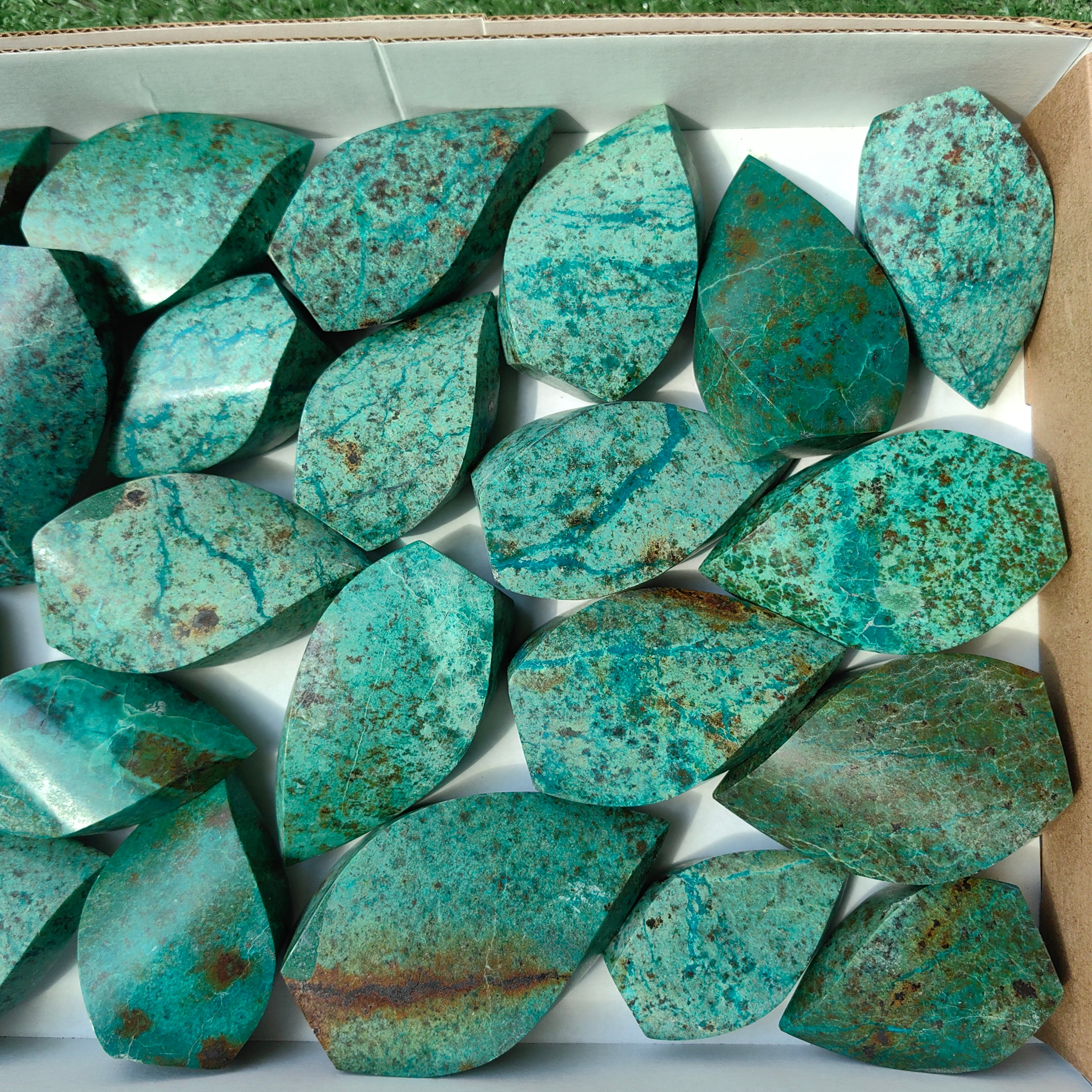Lot 23 pcs Peruvian Turquoise flame