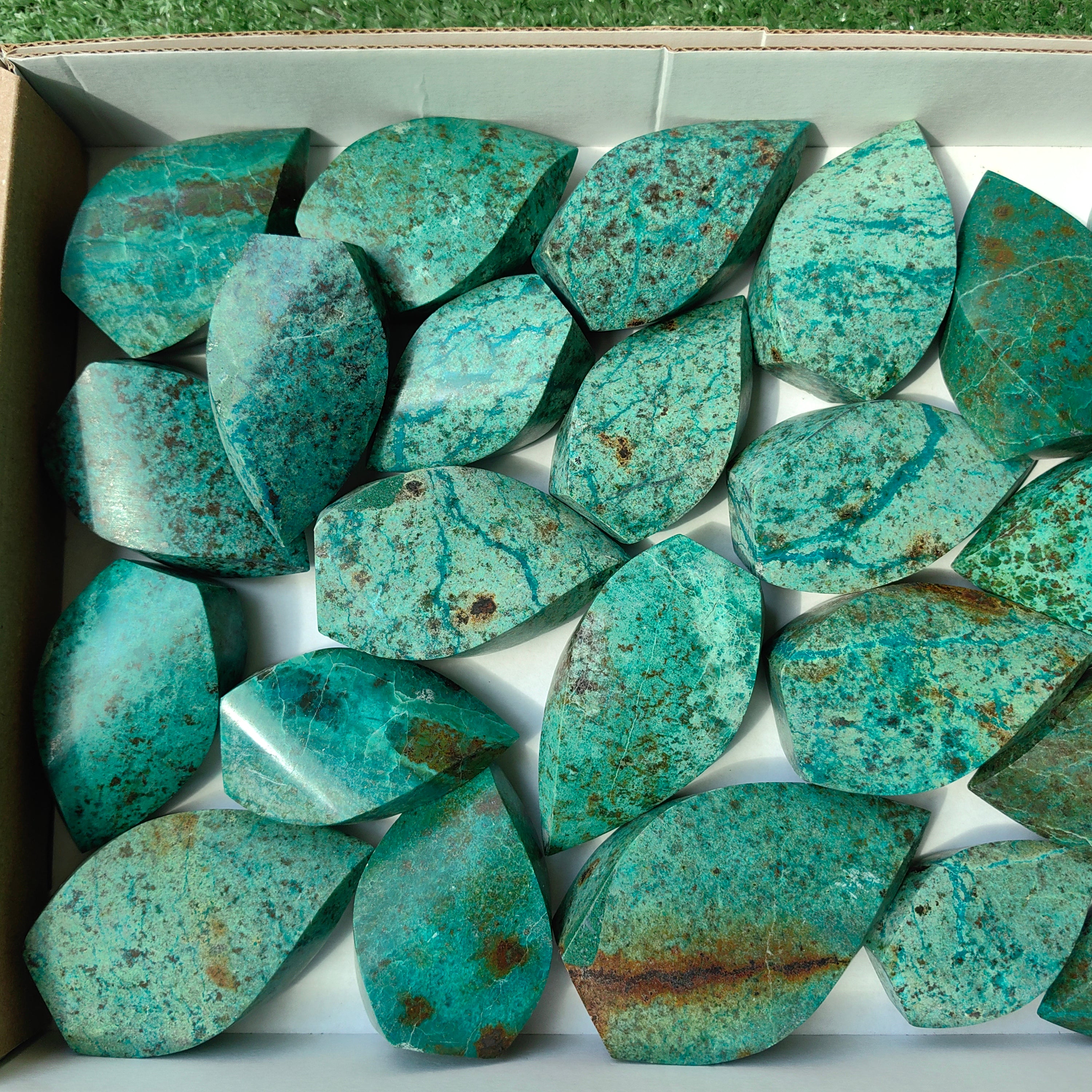 Lot 23 pcs Peruvian Turquoise flame