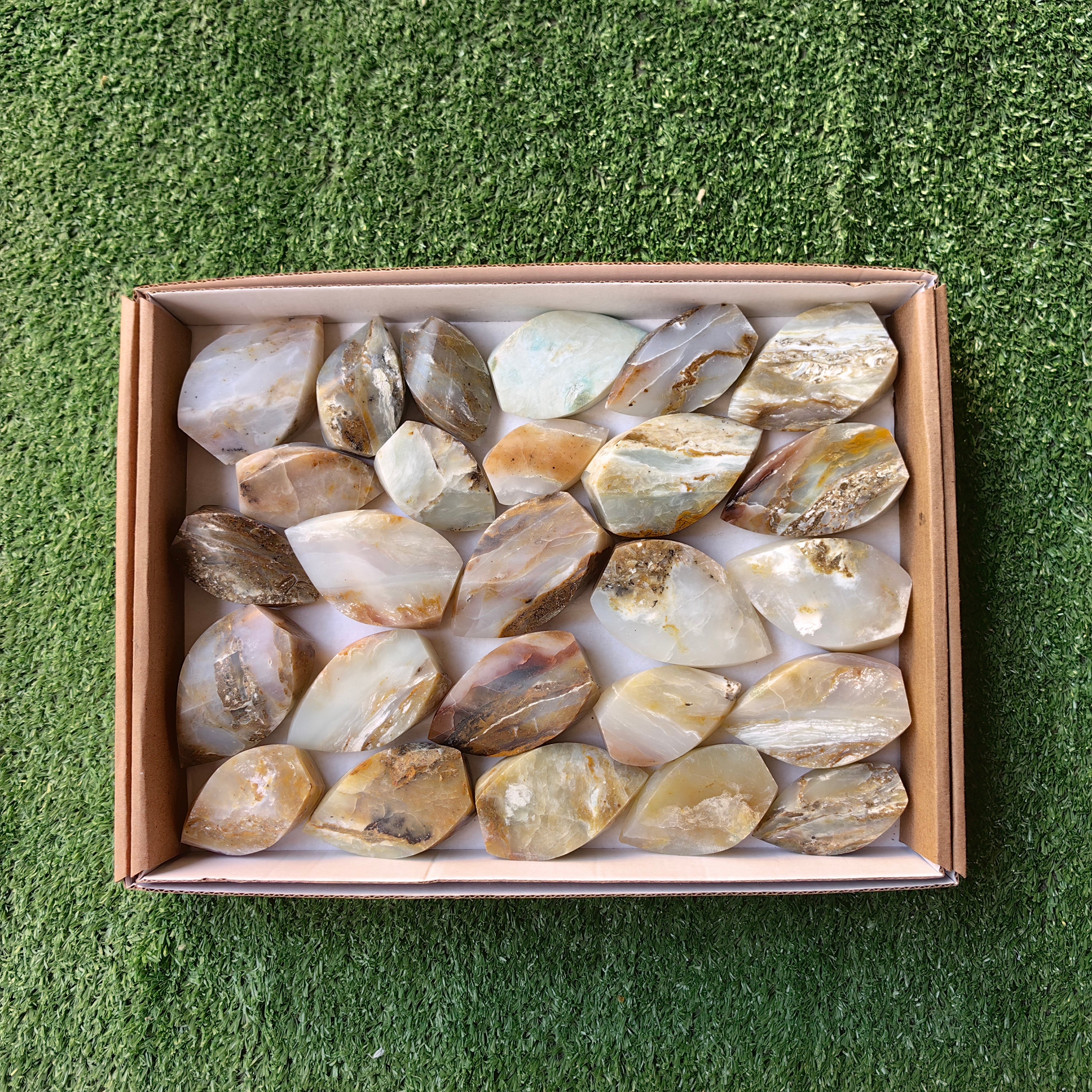 Lot 26 pcs Andean Opal Flame