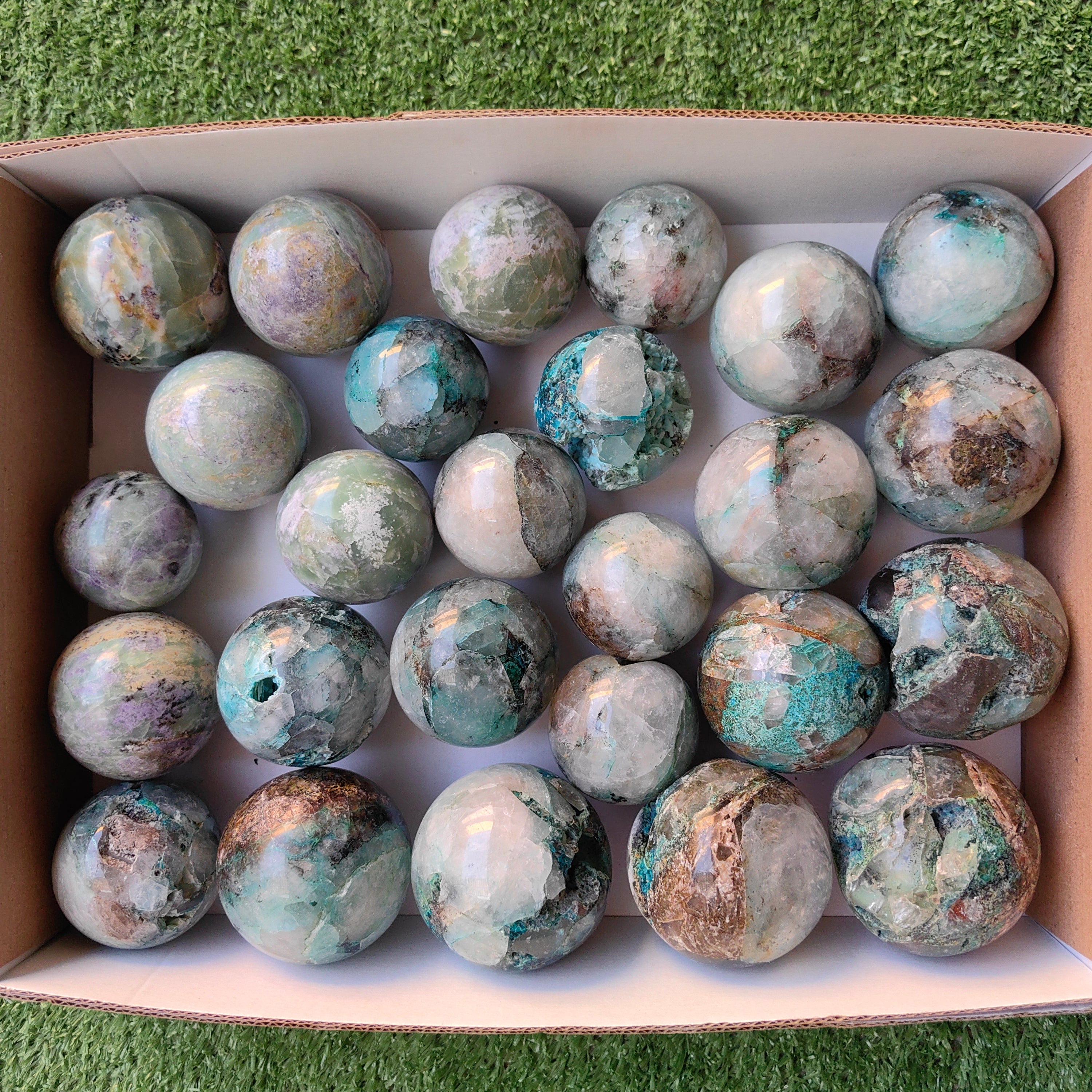 Lot 7 pcs Bolivianite sphere / 19 pcs Chrysocolla on quartz Sphere