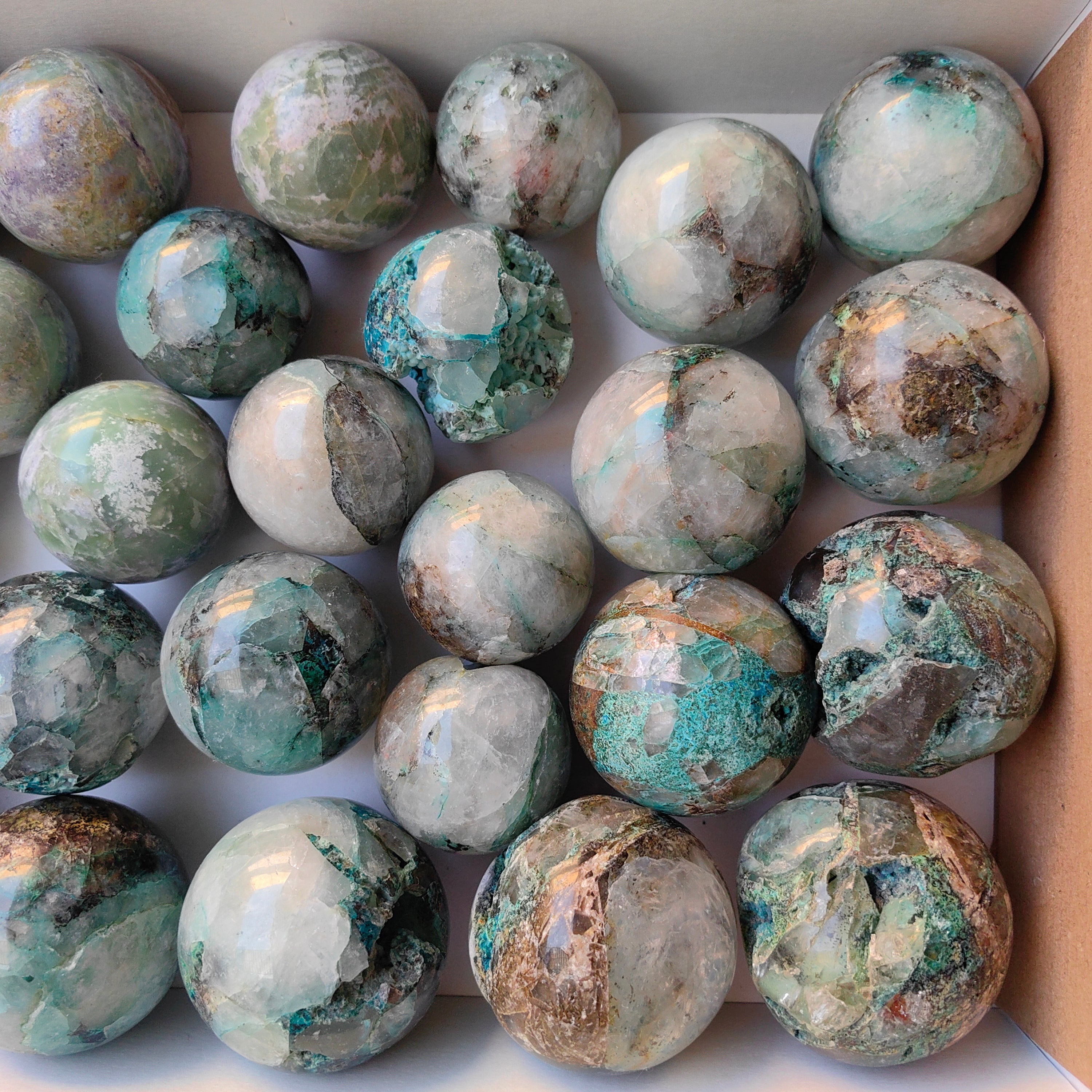 Lot 7 pcs Bolivianite sphere / 19 pcs Chrysocolla on quartz Sphere