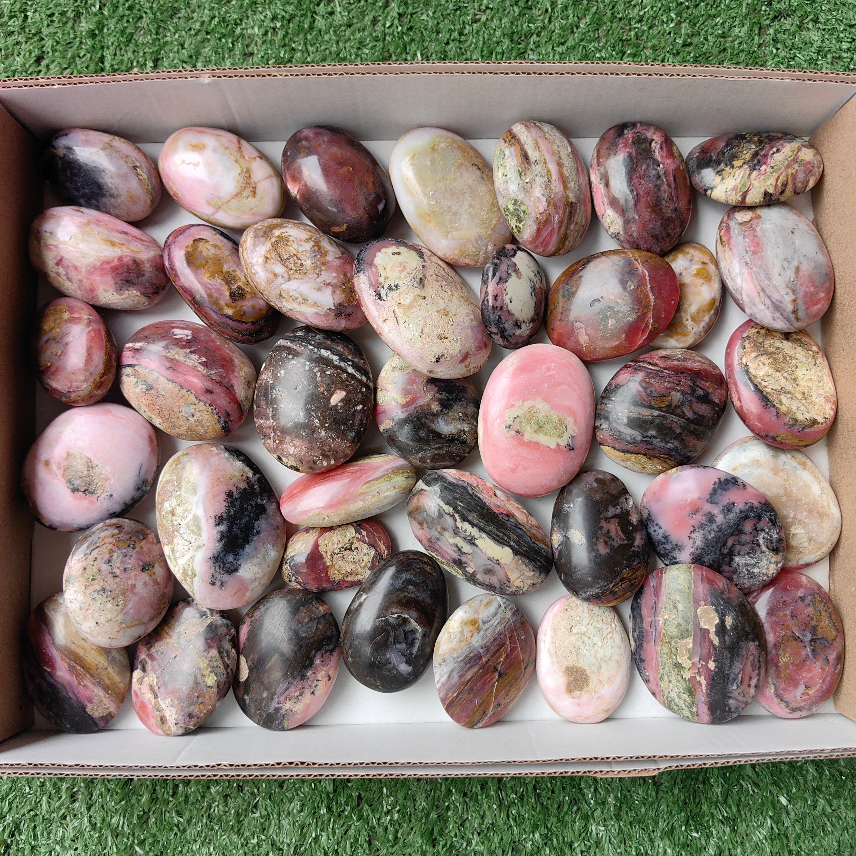 Lot 39 pcs Strawberry Pink Opal Palm