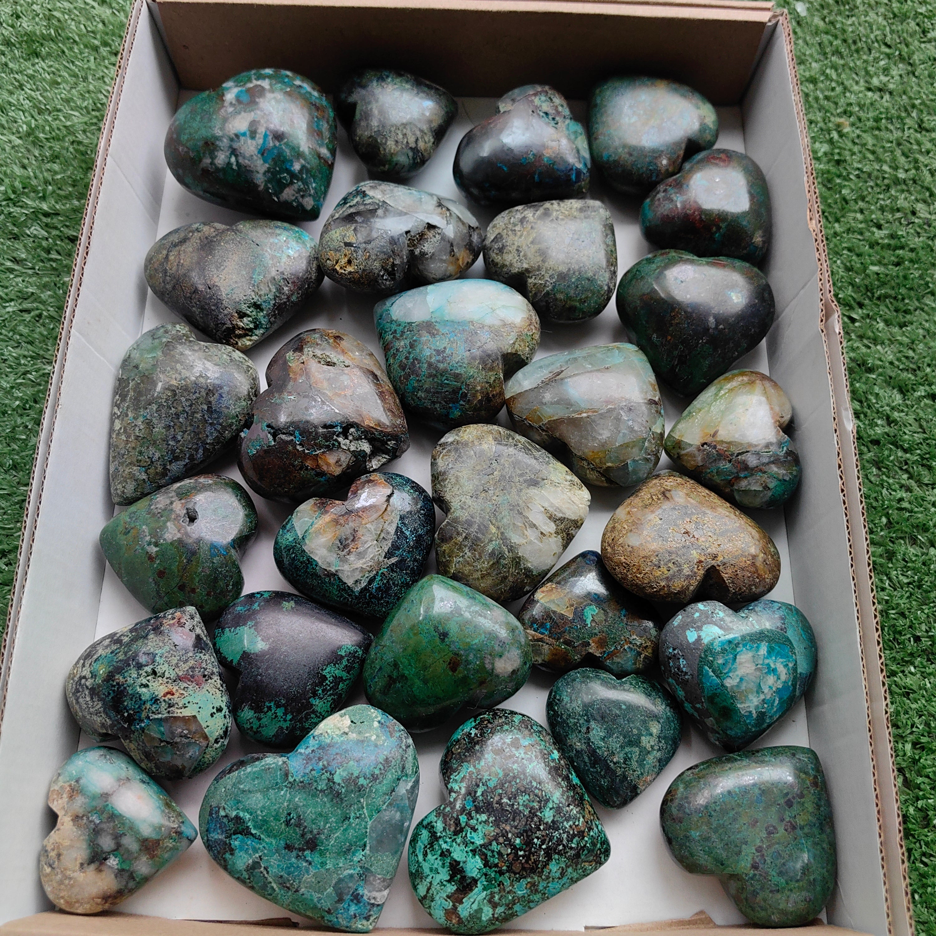 Lot 28 pcs Chrysocolla with Quartz Heart