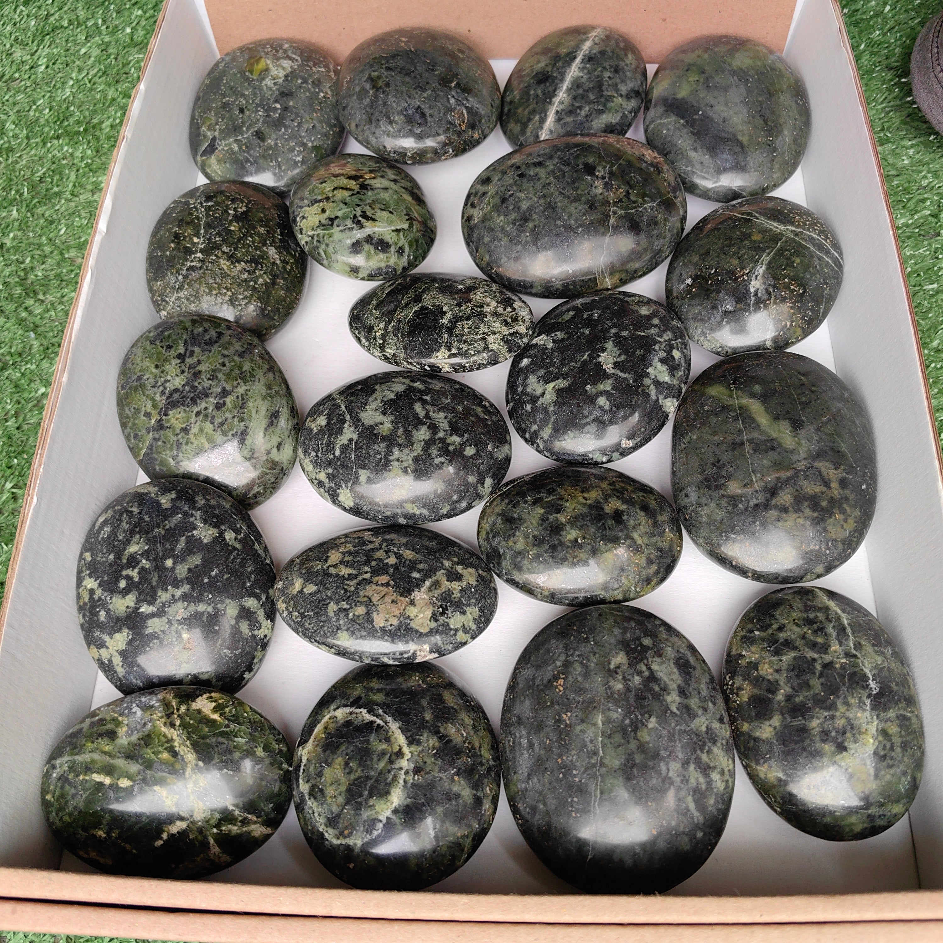 Lot 20 pcs Nefrite palm