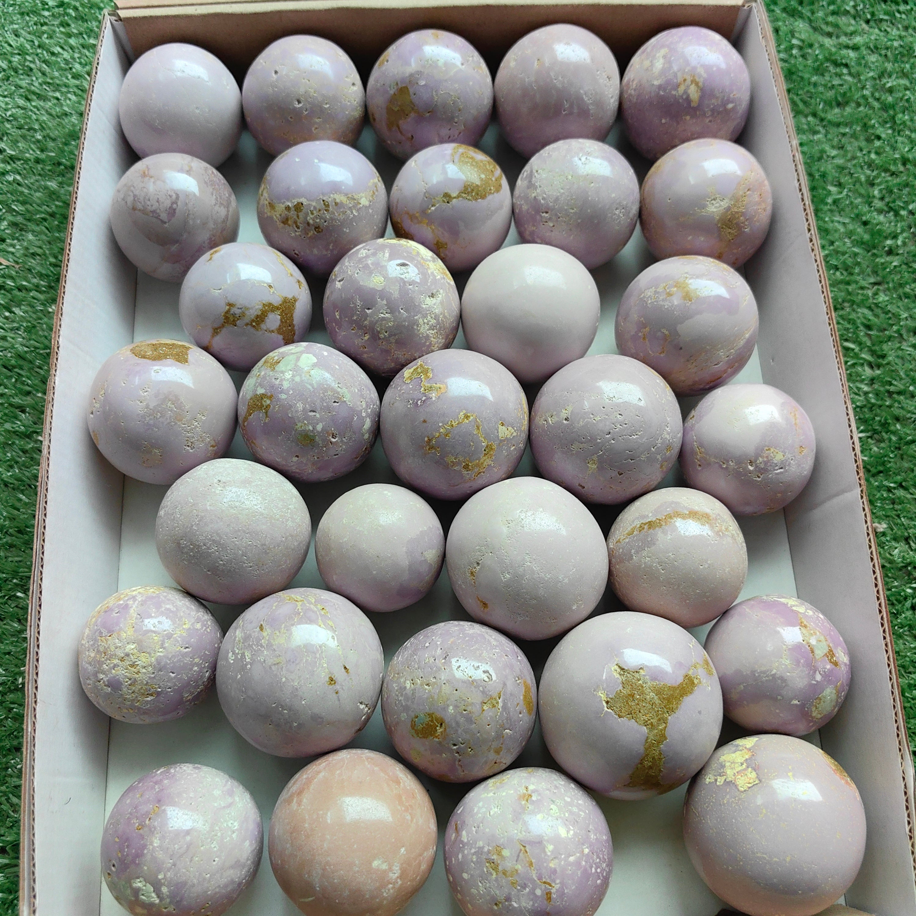 Lot 32 pcs Phosphosiderite Sphere