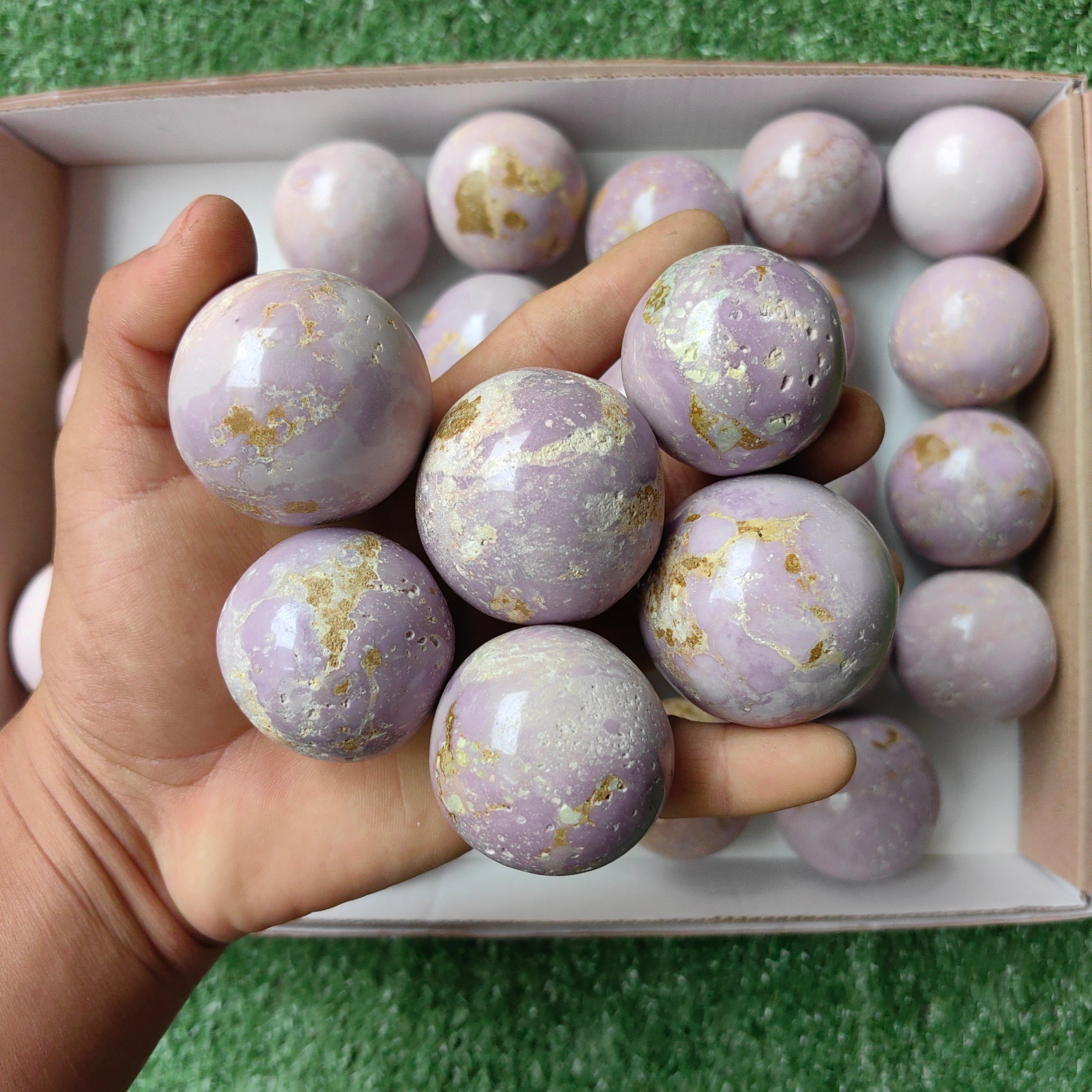 Lot 32 pcs Phosphosiderite Sphere