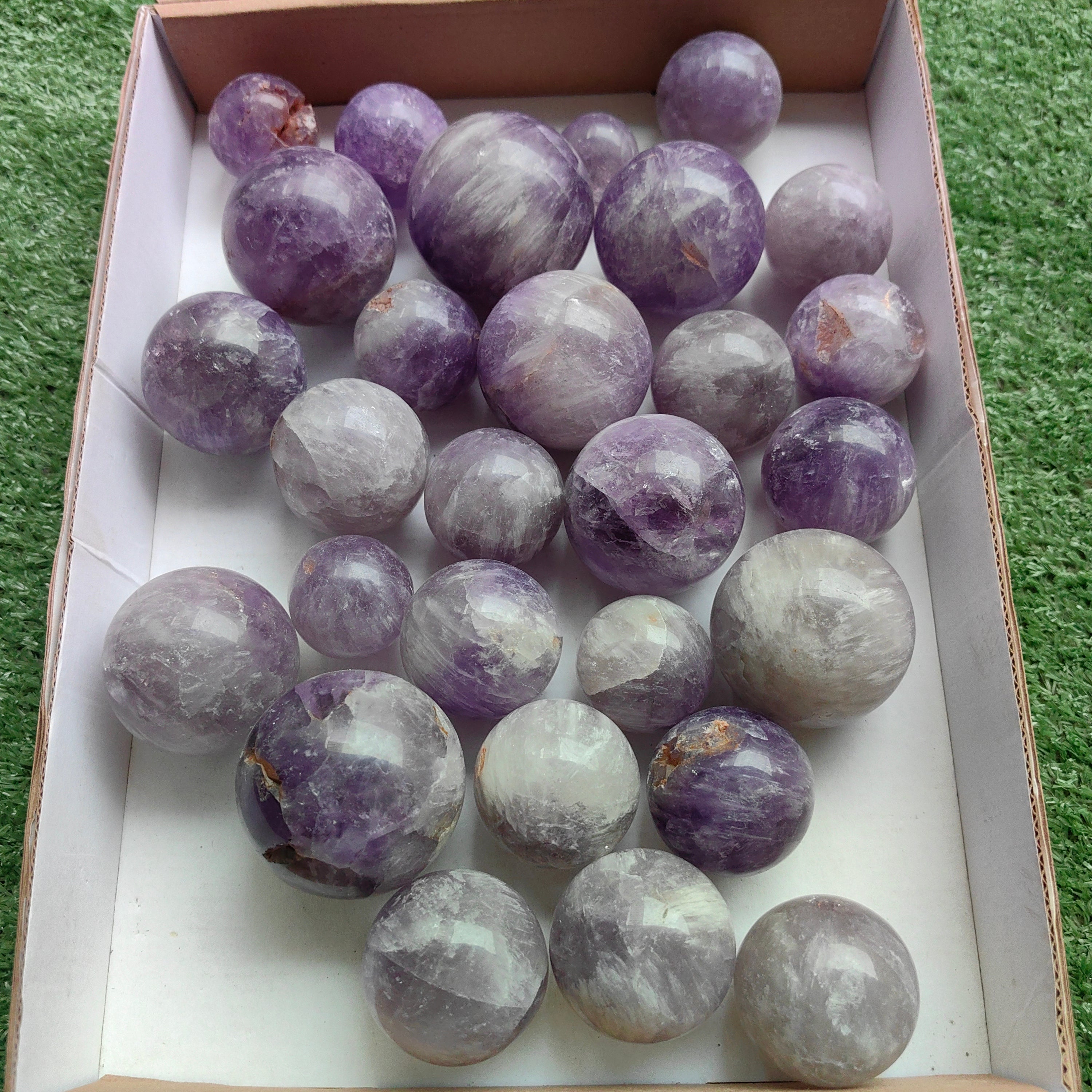 Lot 28 pcs Amatist Sphere