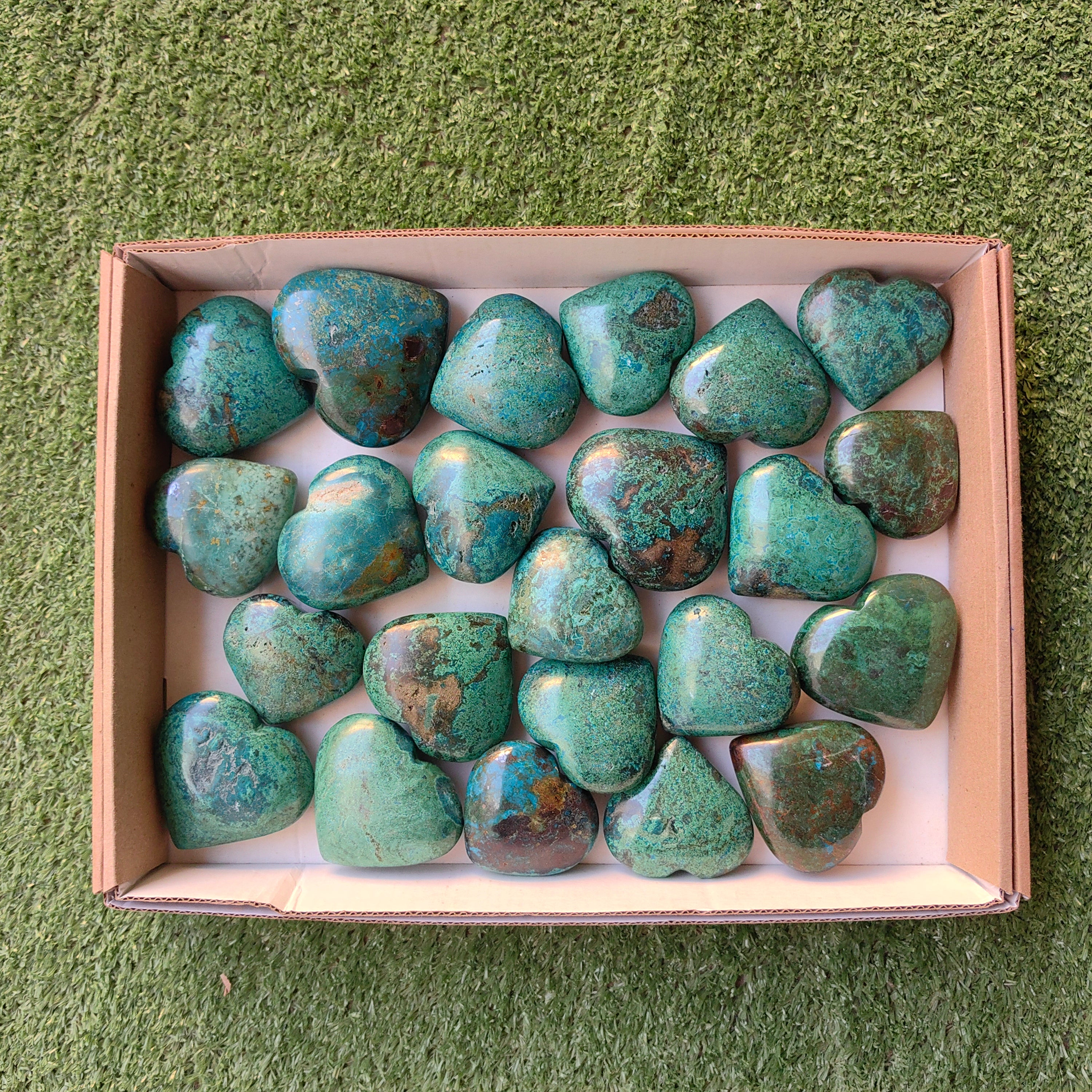 Lot 23 pcs Chrysocolla on Malachite heart