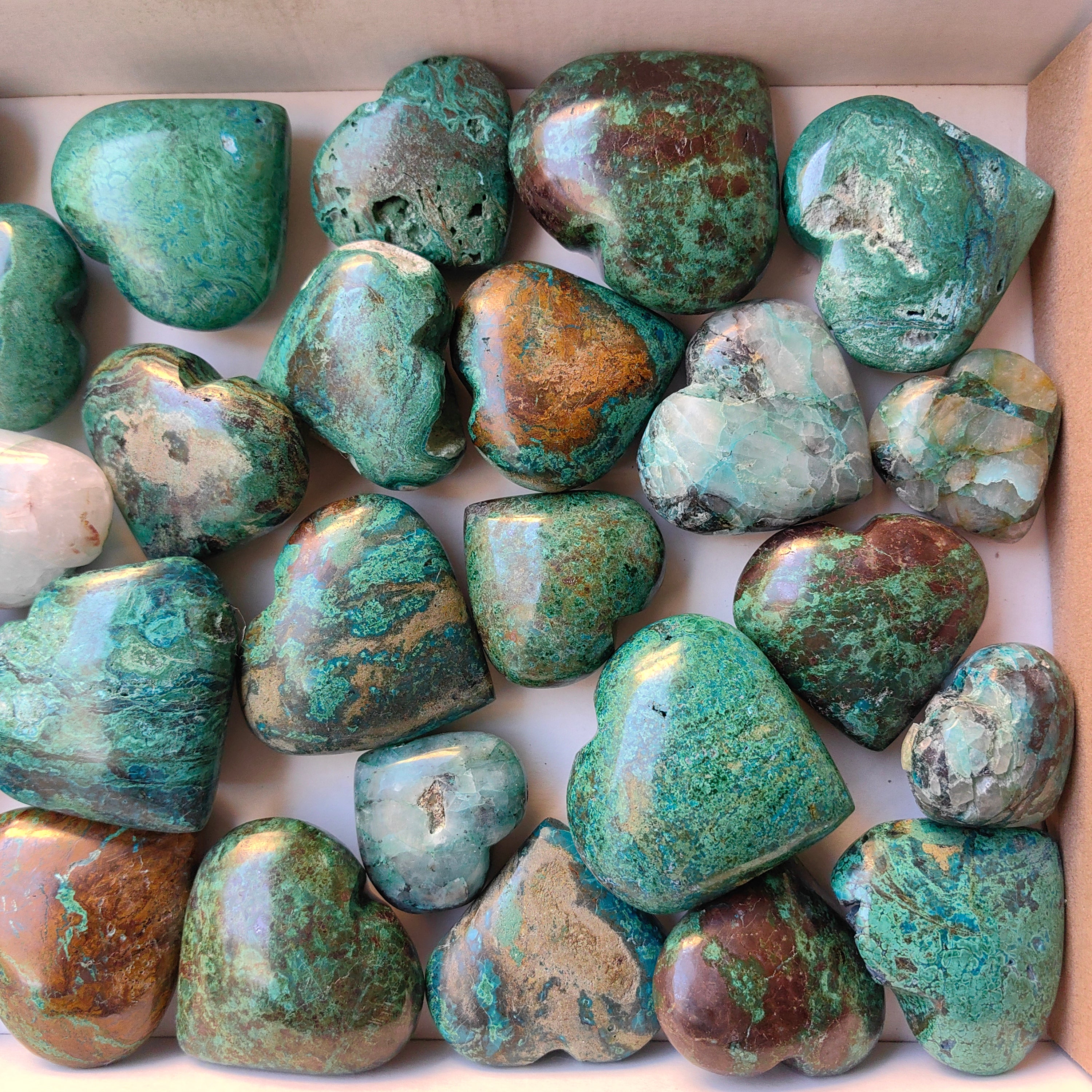 Lot 27 pcs Chrysocolla on Malachite heart