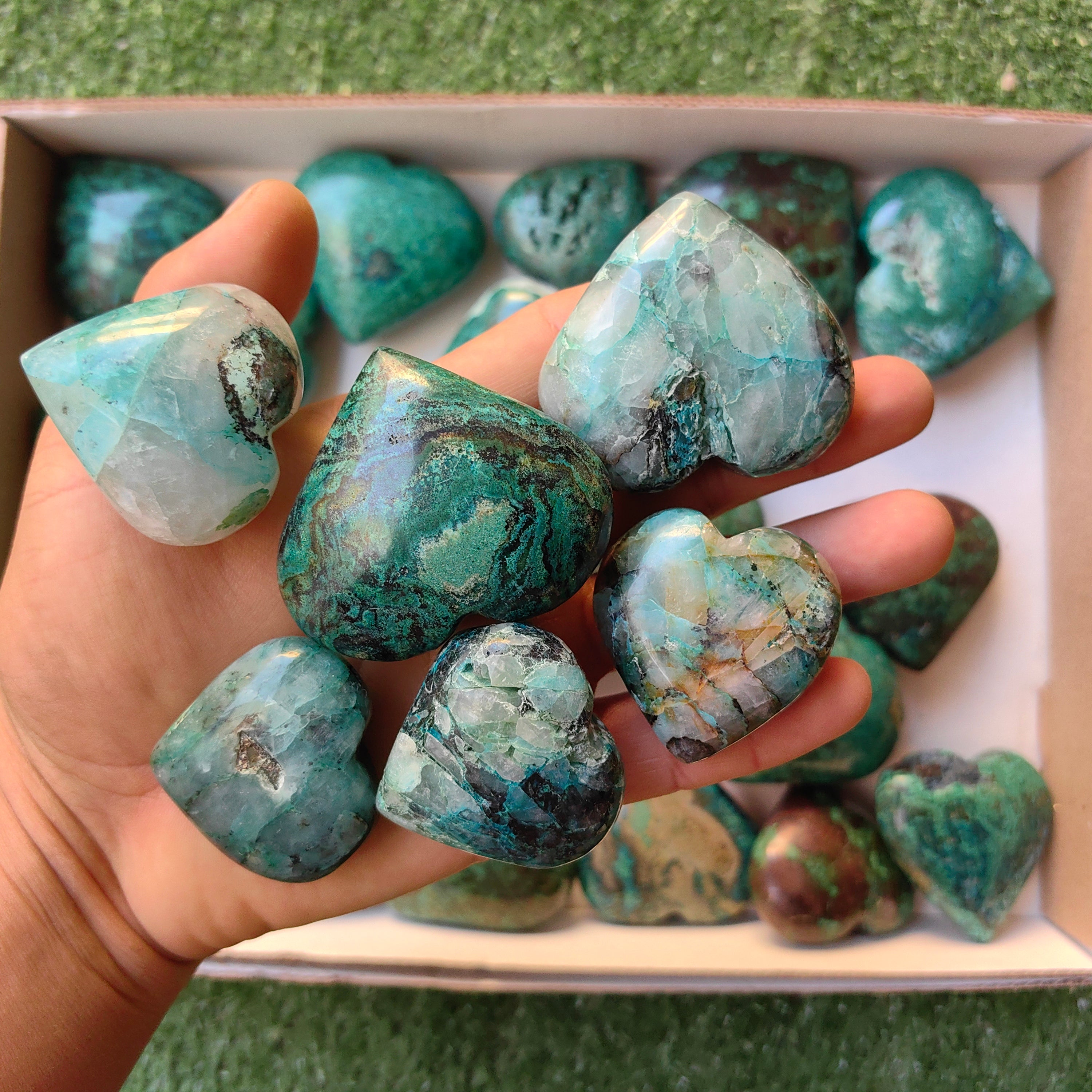 Lot 27 pcs Chrysocolla on Malachite heart