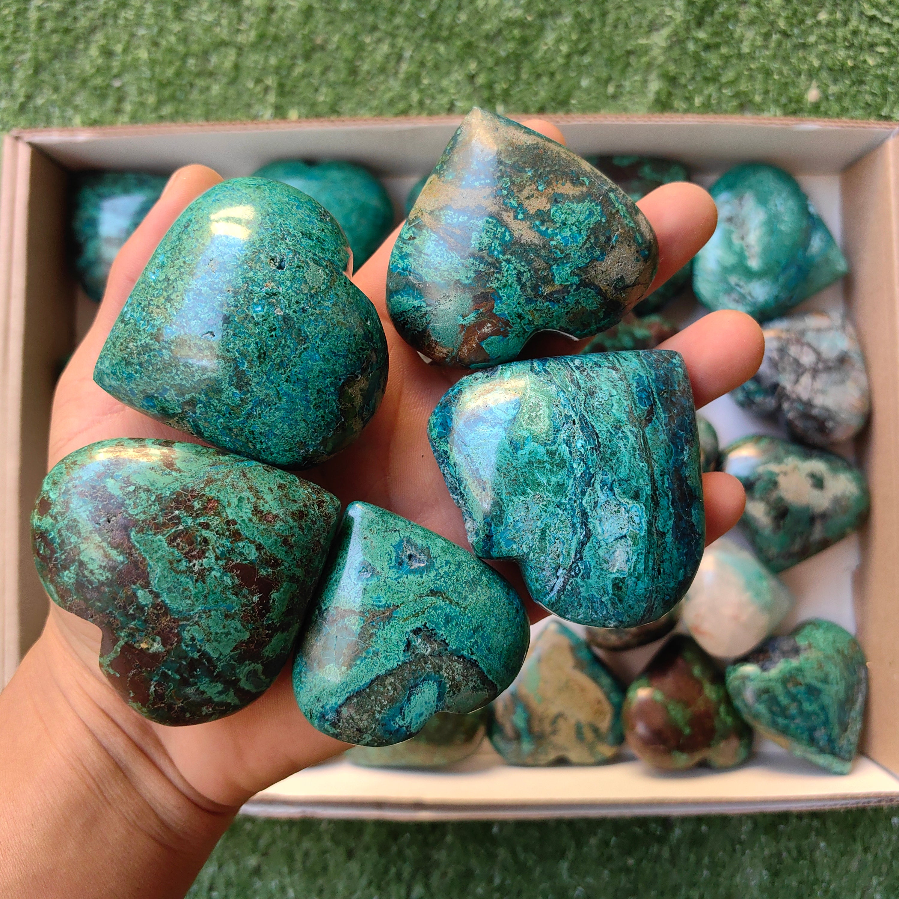 Lot 27 pcs Chrysocolla on Malachite heart
