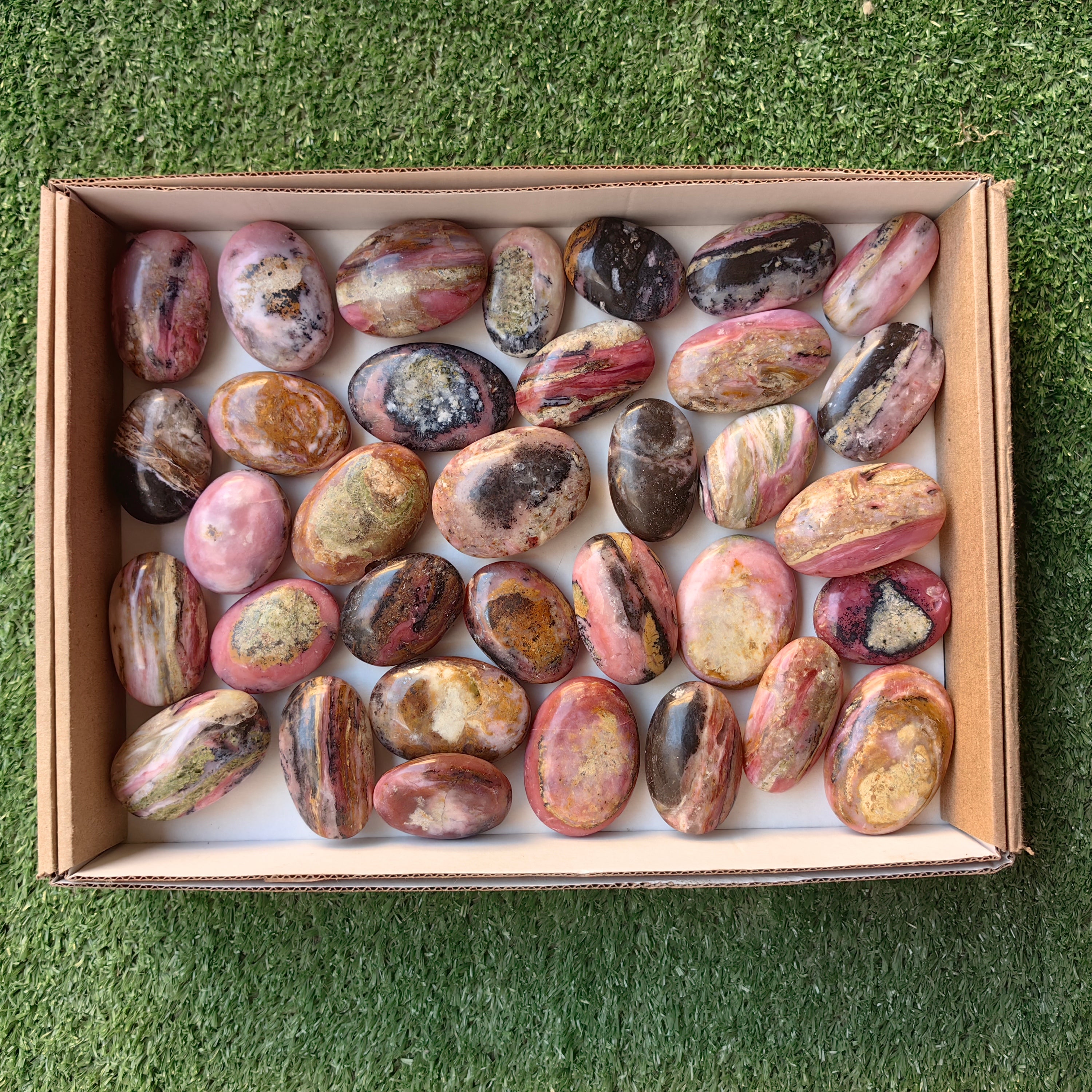Lot 34 pcs Strawberry Pink Opal Palm