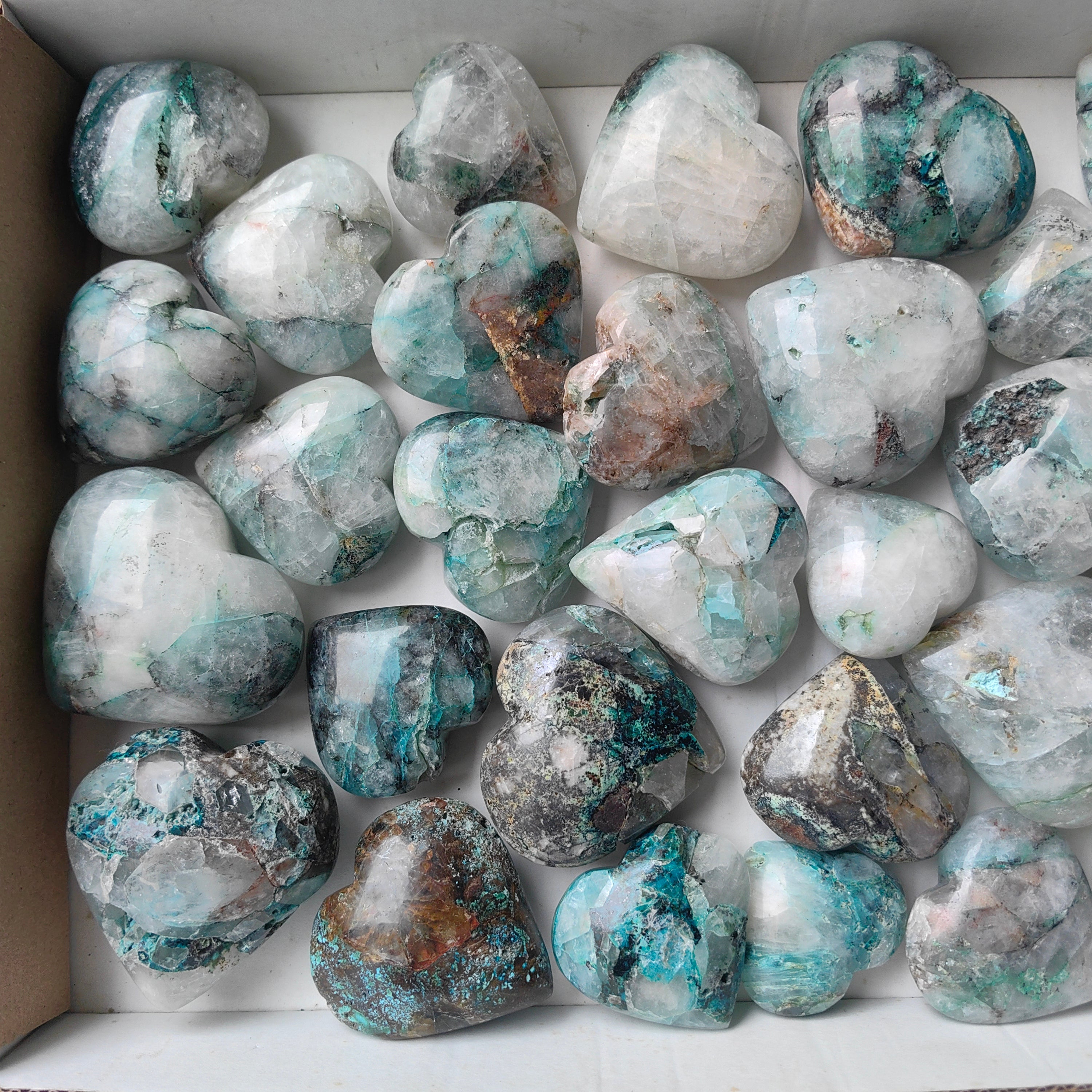 Lot 30 pcs Chrysocolla on Quartz Heart