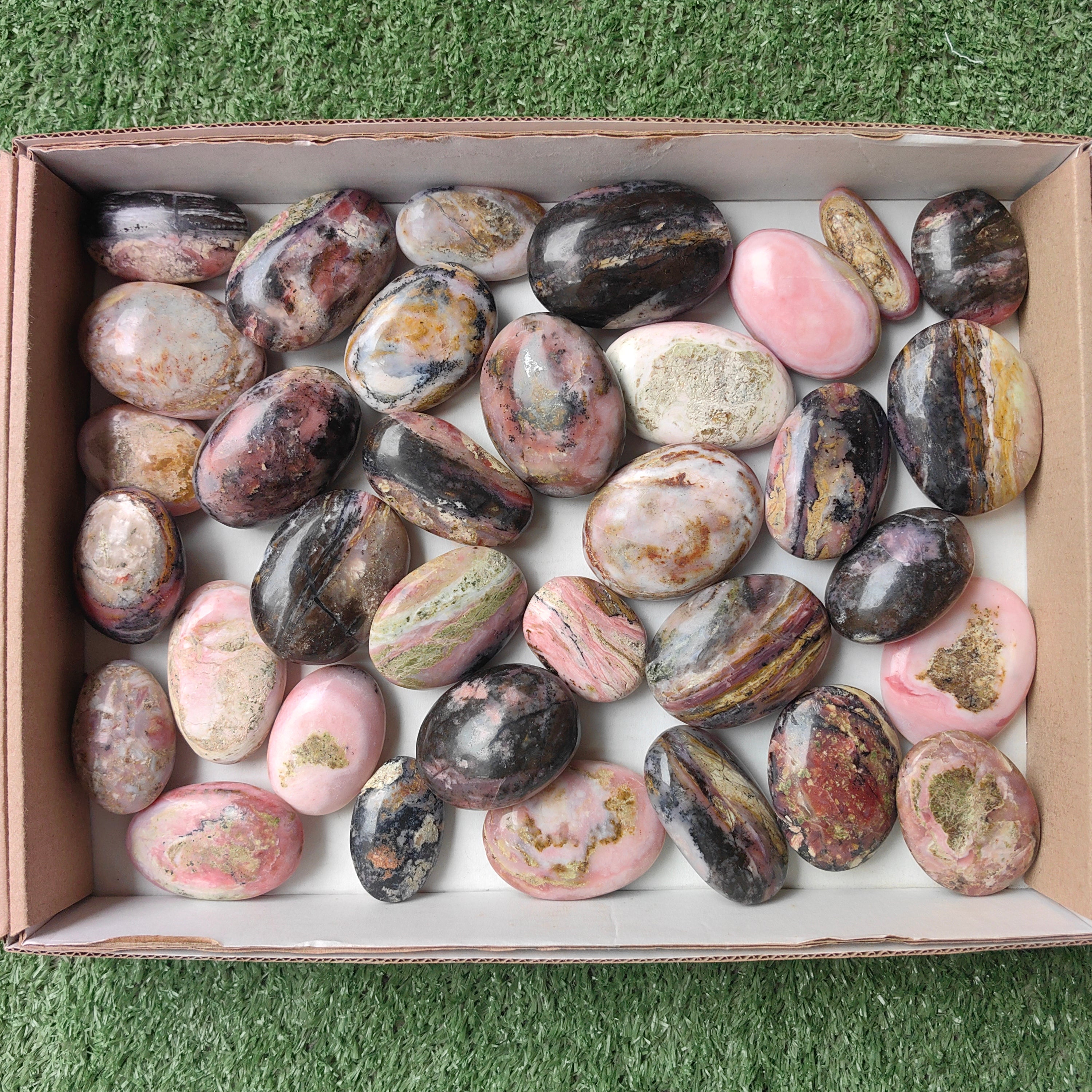 Lot 34 pcs Strawberry Pink Opal Palm