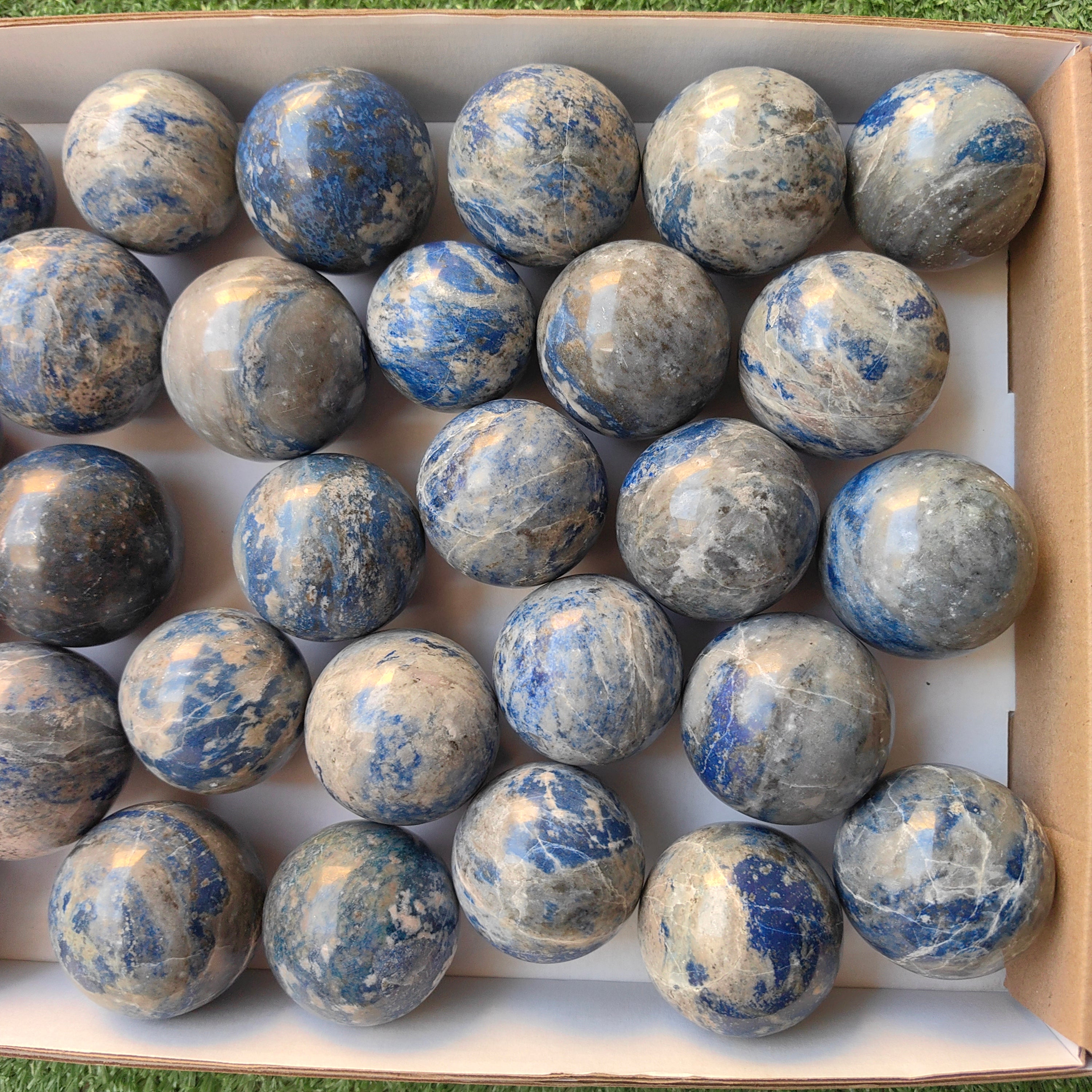 Lot 29 pcs Lapis Lazuli Sphere