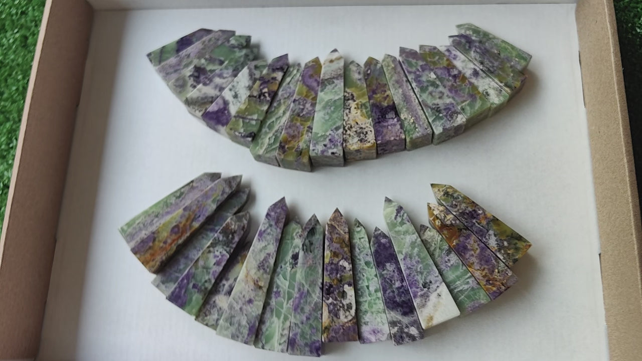 Load video: Lot 32 pcs Bolivianite Tower