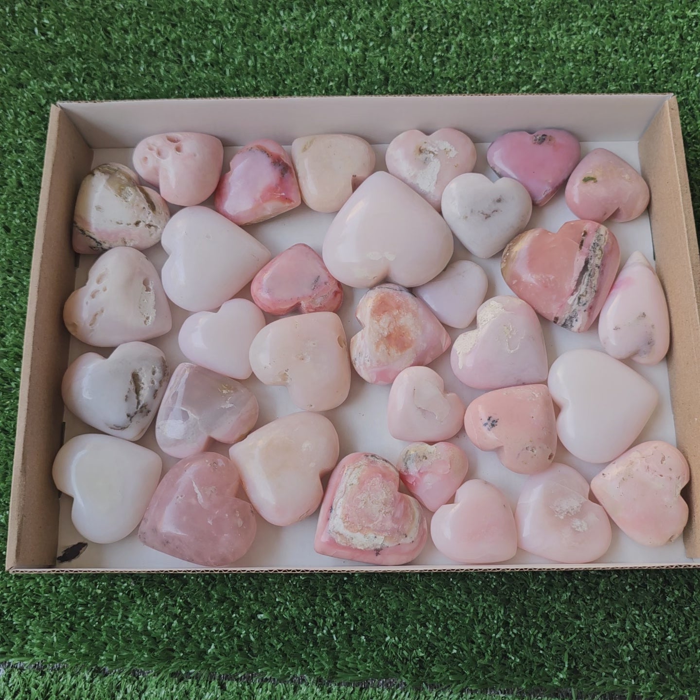 Load video: Lot 32 pcs pink opal hearts