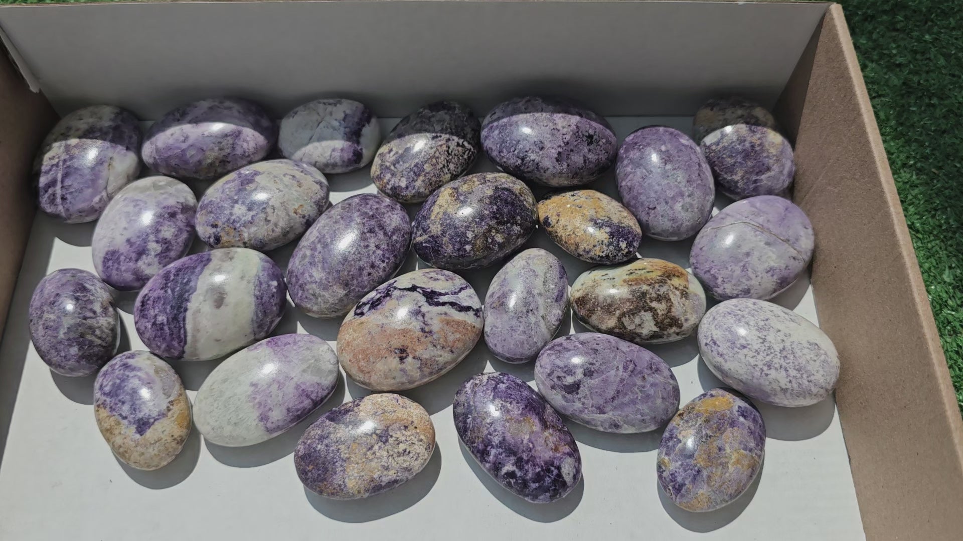 Load video: Lot 25 Palms Bolivianite