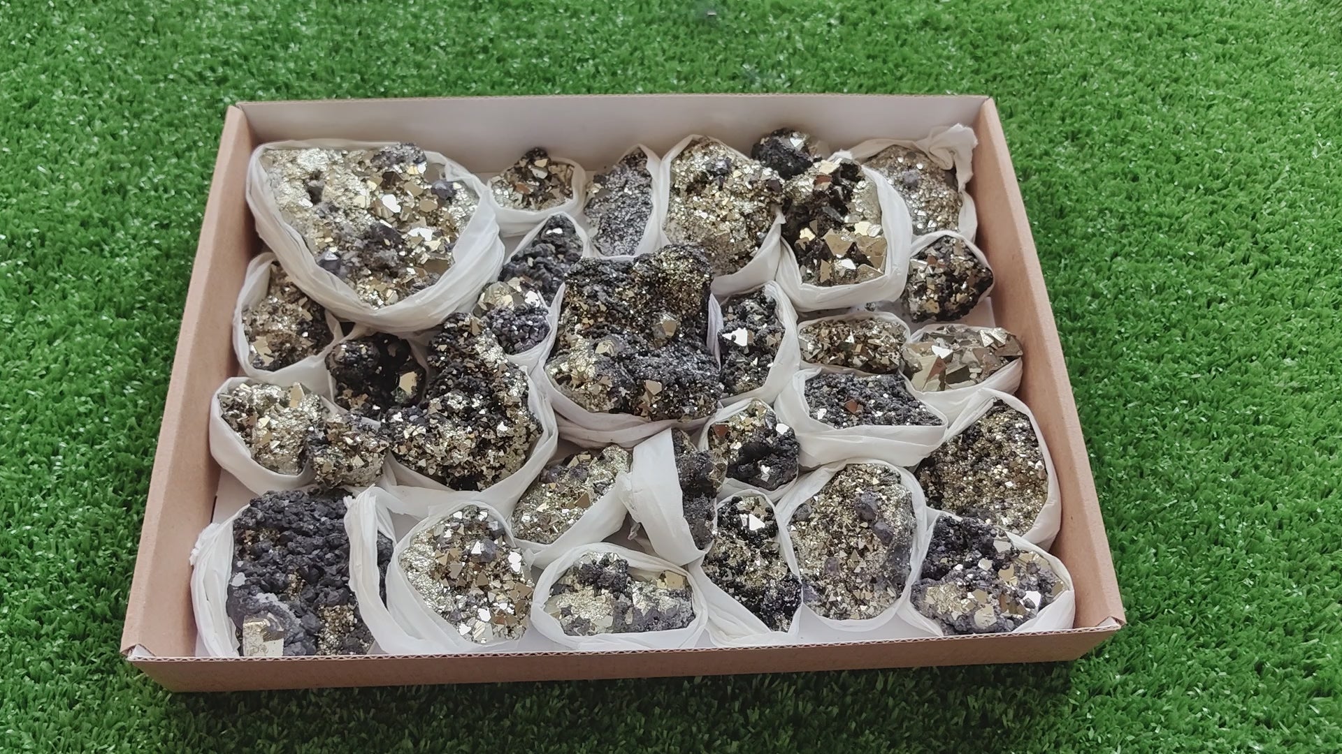 Load video: Box pyrite Octahedral