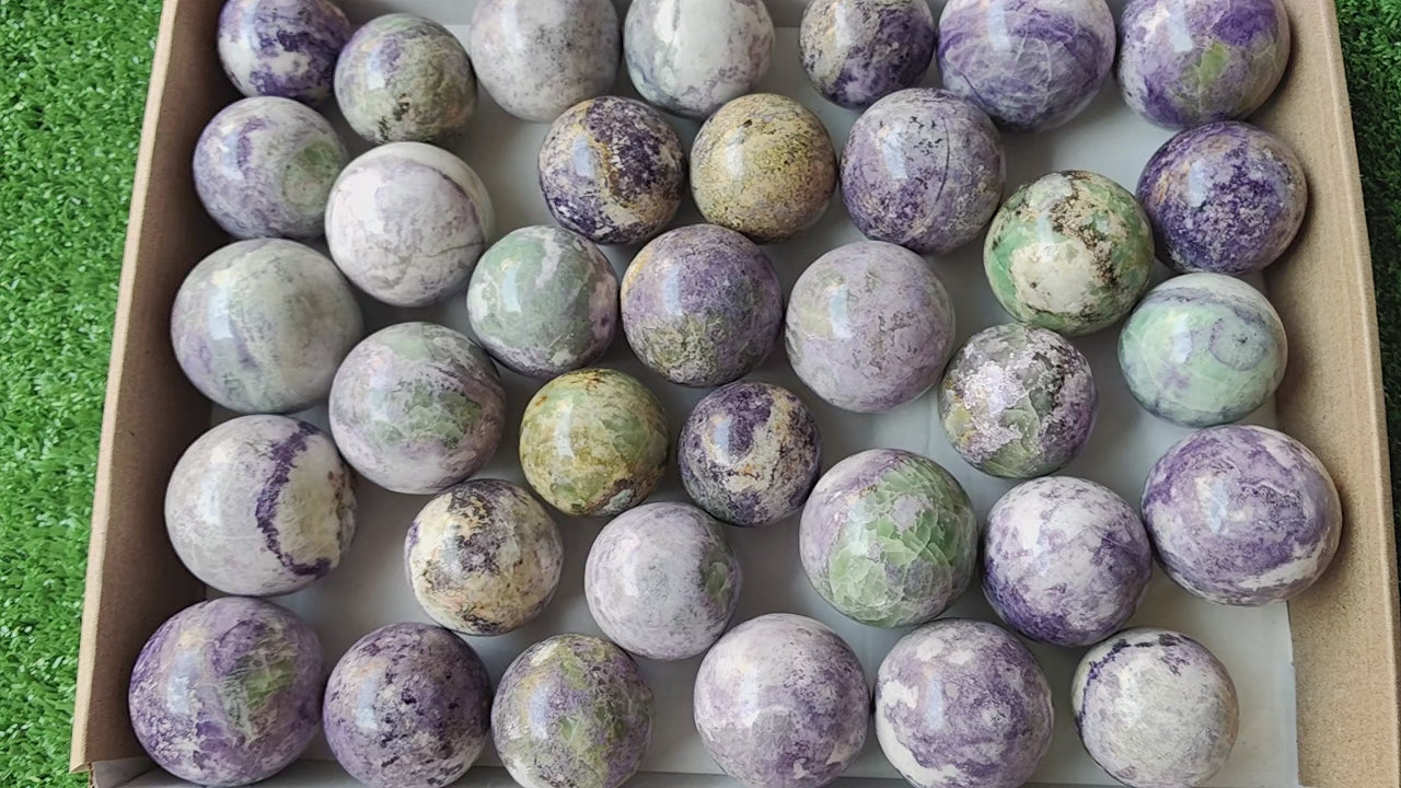 Load video: 35 bolivianite spheres