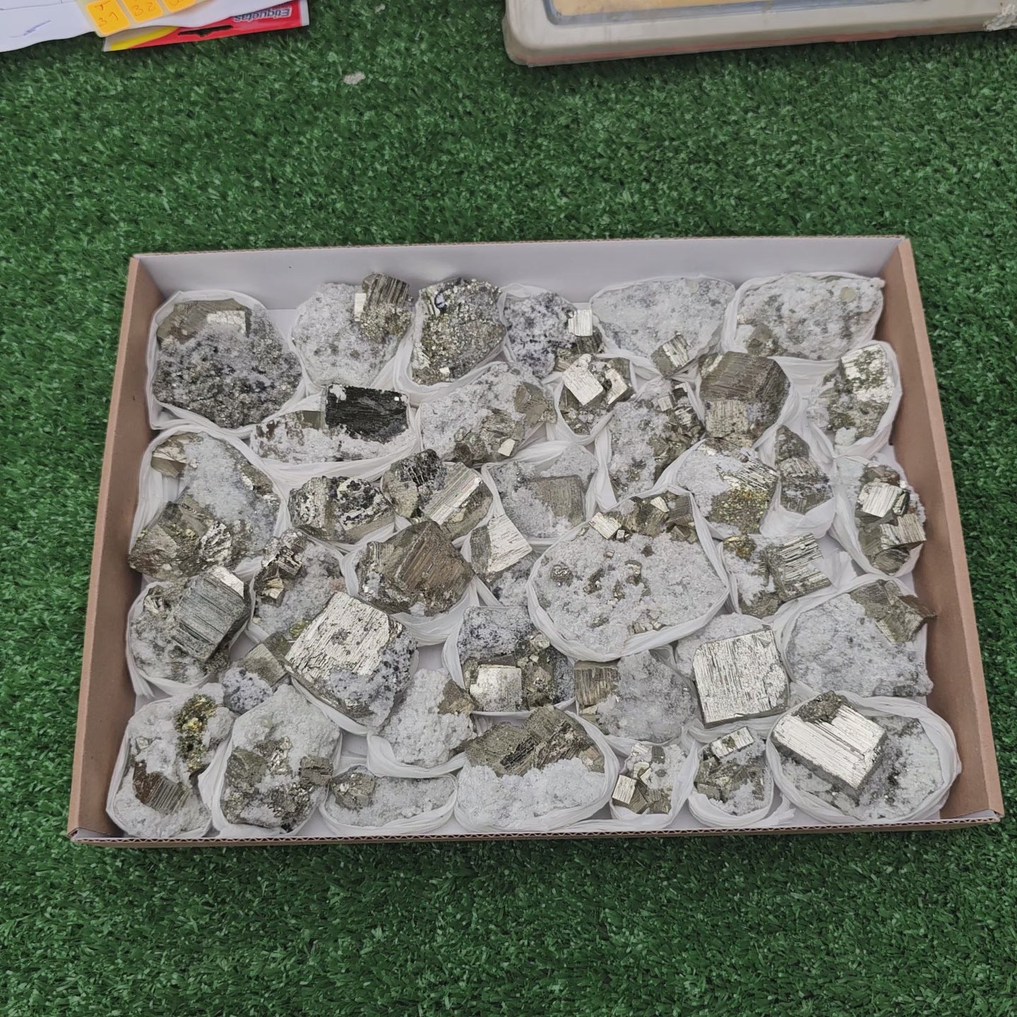 Load video: 39 pc pyrite Cubic